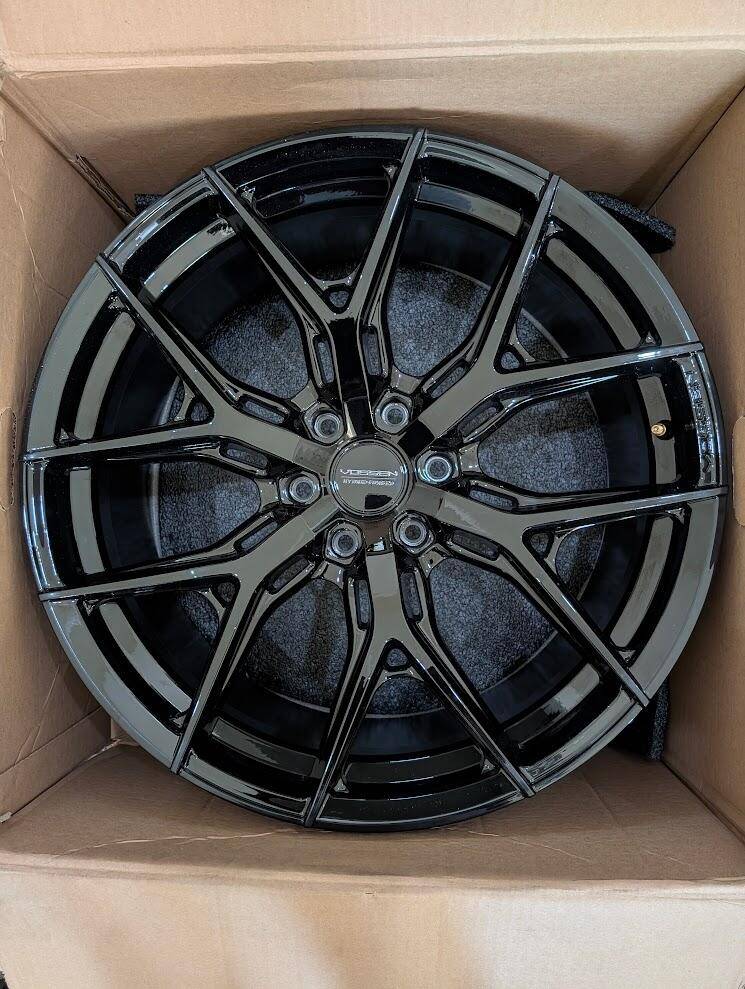 Ford F-150 Atlas Blue - 2024 RCSB Build Log 22x9.5VossenGlossBlack