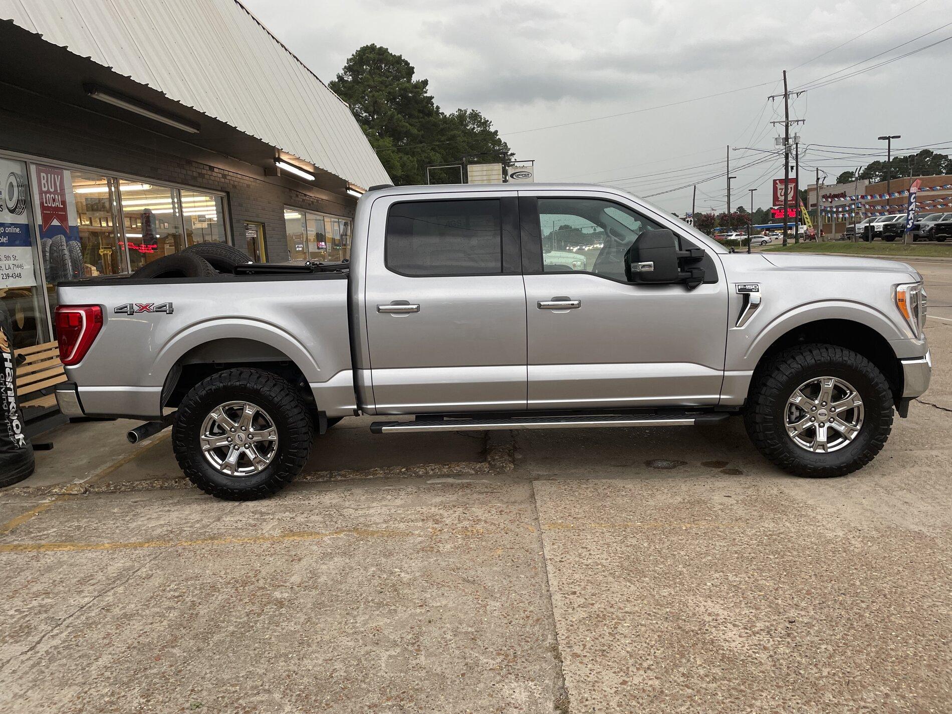 Ford F-150 Factory Wheels with Aftermarket Tire Thread 231A5644-ADAC-42F7-AF7F-4CCE971A3D0E