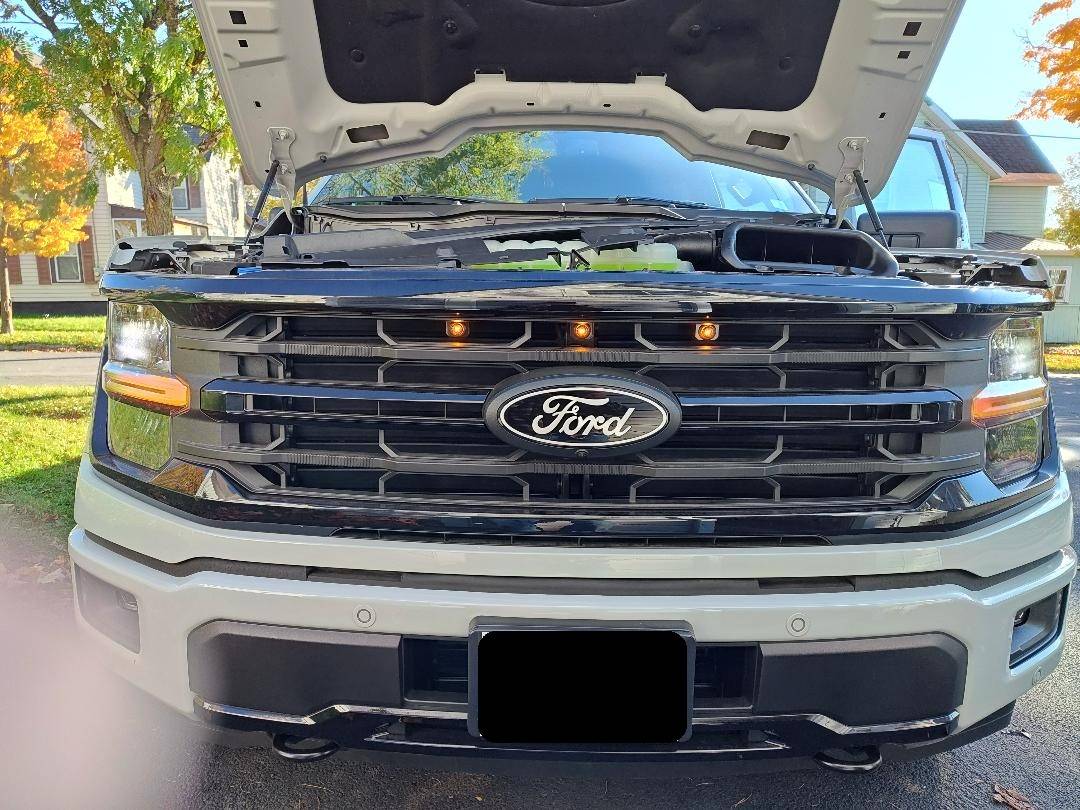 Ford F-150 2025 RCSB, XL Grill lights 24 XLT INSTALLED