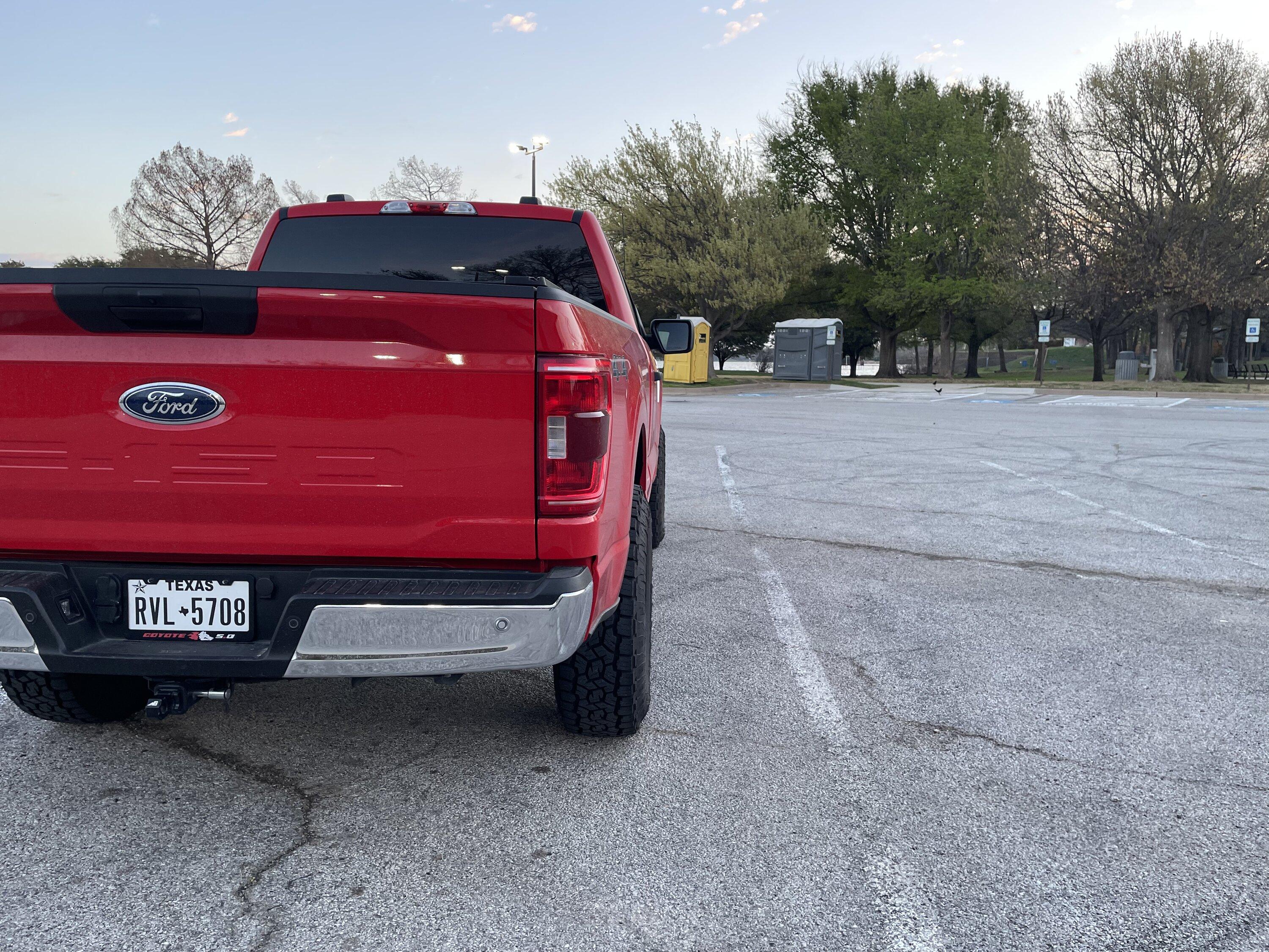 Ford F-150 35x11.50r17 27FBF514-D201-4AF3-8CBE-0EC973061B51