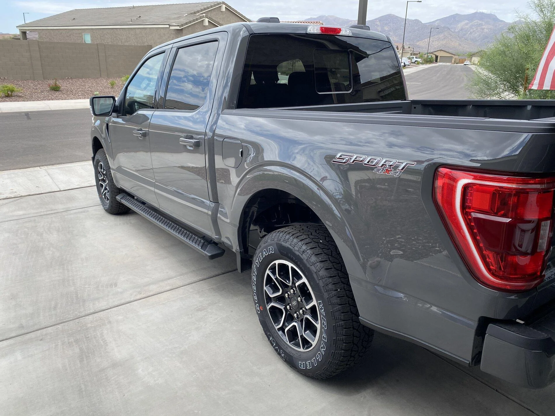 Ford F-150 LEAD FOOT F-150 (2021+) Club 281D7FA0-2043-4B5E-8AB2-33A07BC7AD15