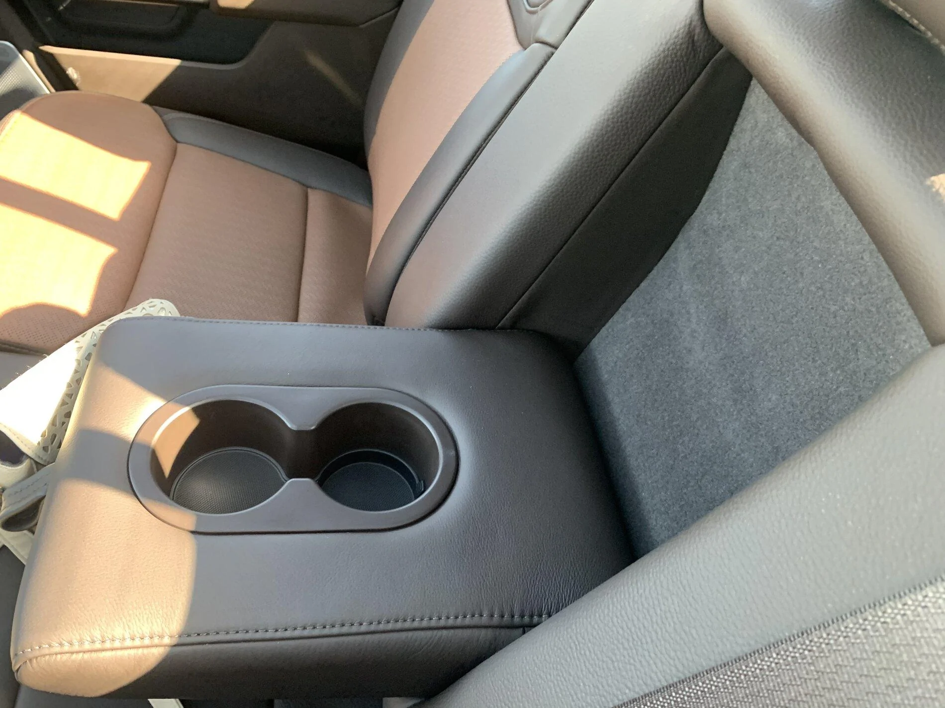 Ford F-150 KING RANCH Interior Photos and Videos (2021+ F-150 -- 14th Gen) 2b5191a3-d91e-4fc4-9e90-ffea19bc97d6-jpeg