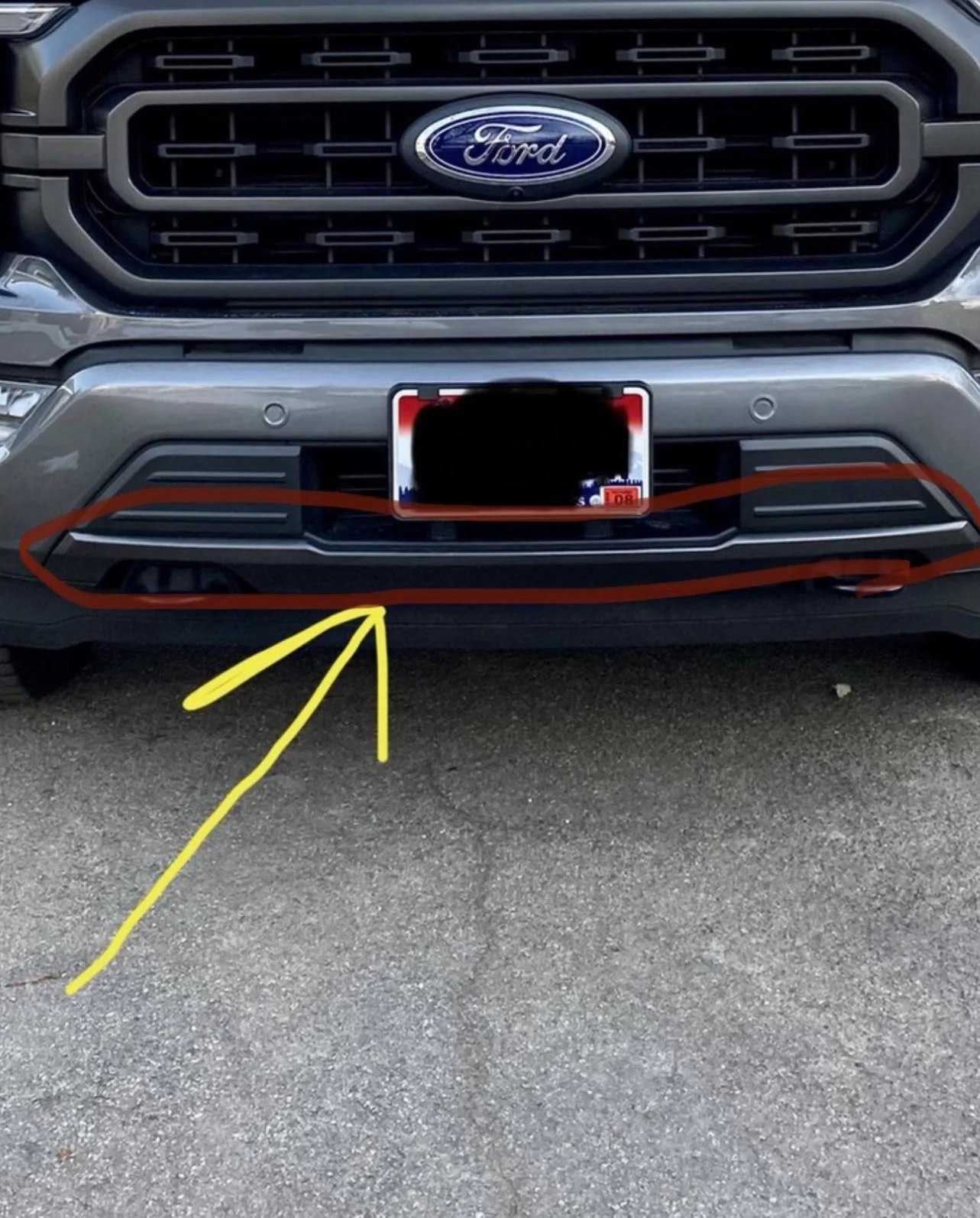 Ford F-150 Front bumper 2B84810D-A27C-4066-896C-5EBF8C70D1DF