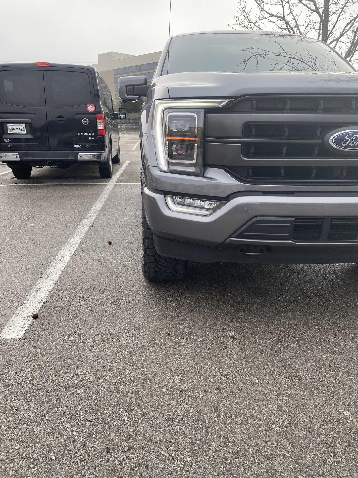 Ford F-150 2021 ReadyLift 2 inch level kit w/ 295/60R20 2E9C5EFB-69BE-43C8-B82D-0FDF916FF029