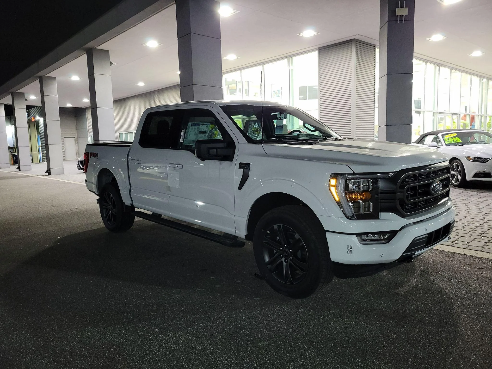 Ford F-150 2022 Oxford white XLT FX4 319F3B58-6FCB-4B70-A02C-8AC52B26FC50