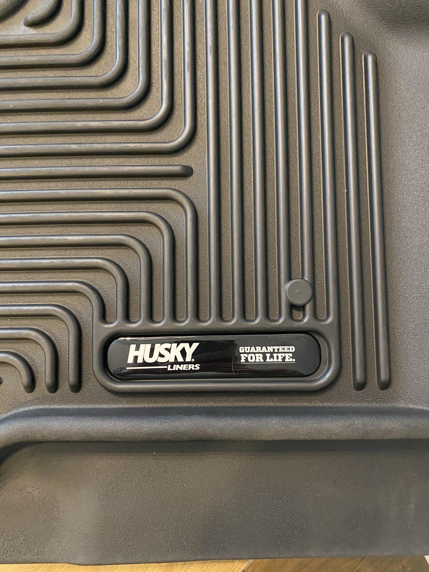 Ford F-150 Husky Emblems 3209C166-1CC3-4DAA-8F5D-0669C07CB906