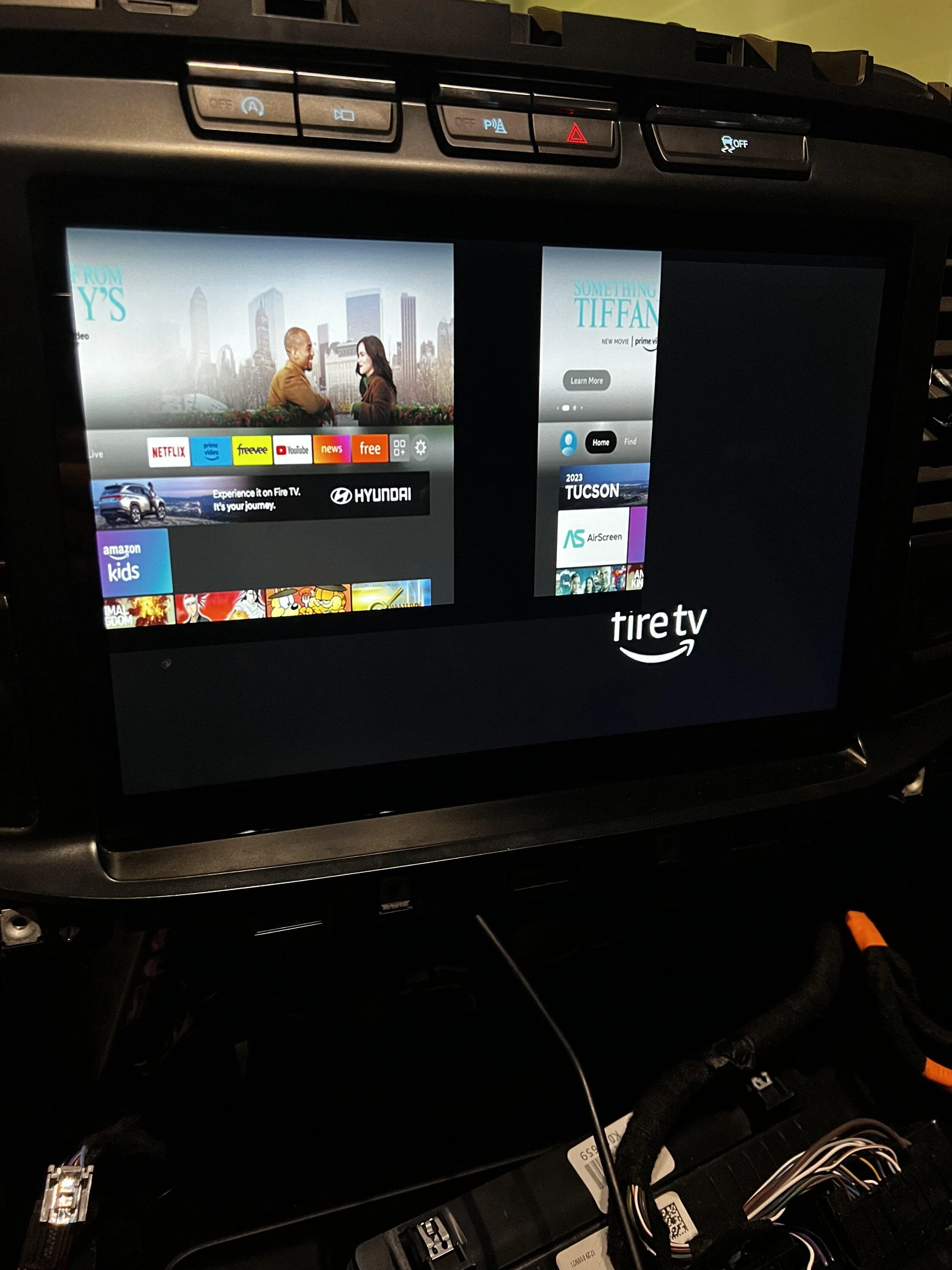 Ford F-150 SYNC4's 12" screen display is beautiful when used for full-screen external video input (NAViKS HDMI Video Interface) 32A4E7D1-6125-49B2-A9B9-FB1D1384AA8B