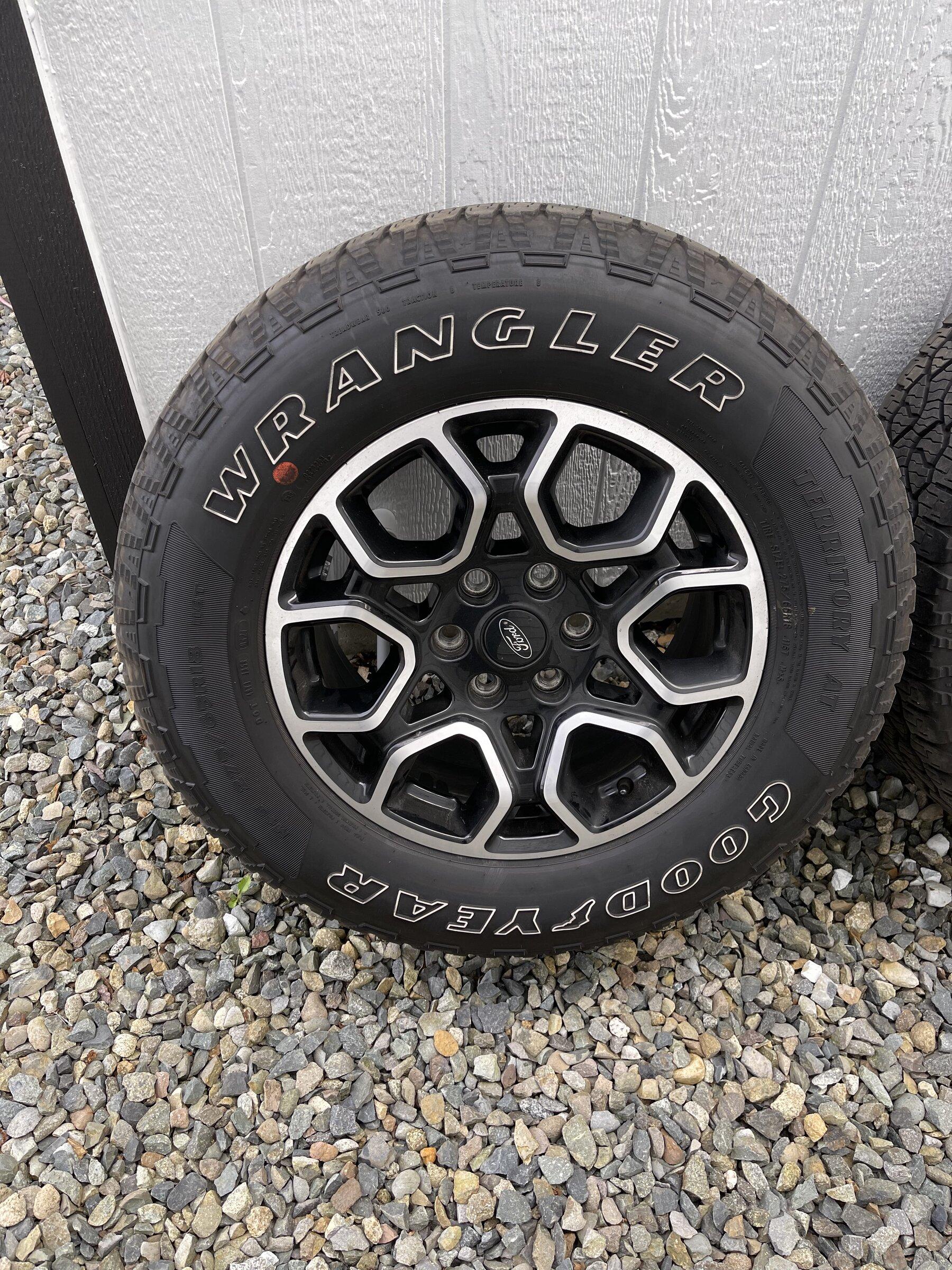 Ford F-150 18” sport wheels and tires 33EF53BD-2358-46B8-943D-3B50C4A8647C