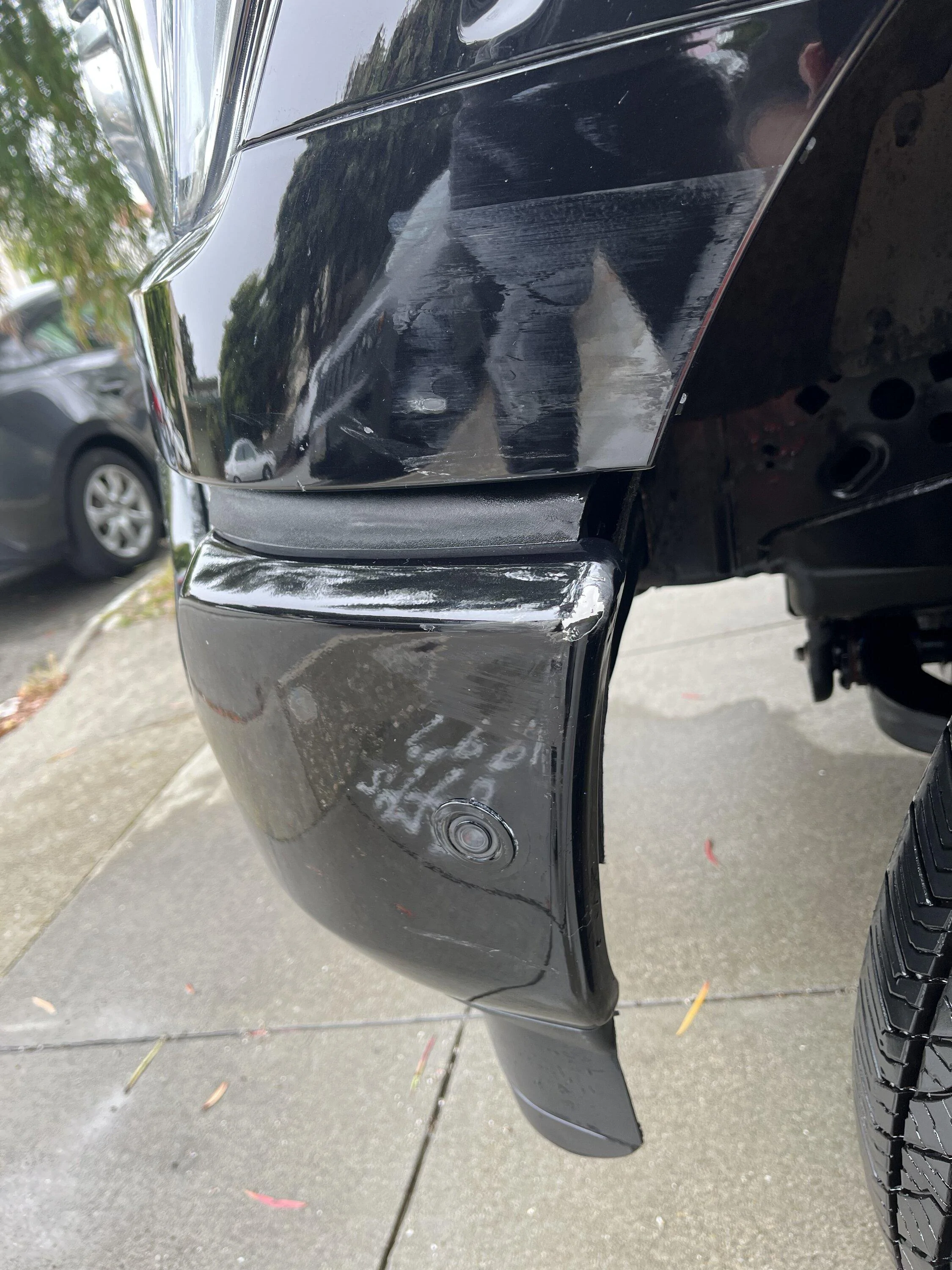 Ford F-150 Hit and run 3876FB82-65B8-4BC5-ADB1-1616D21037B2