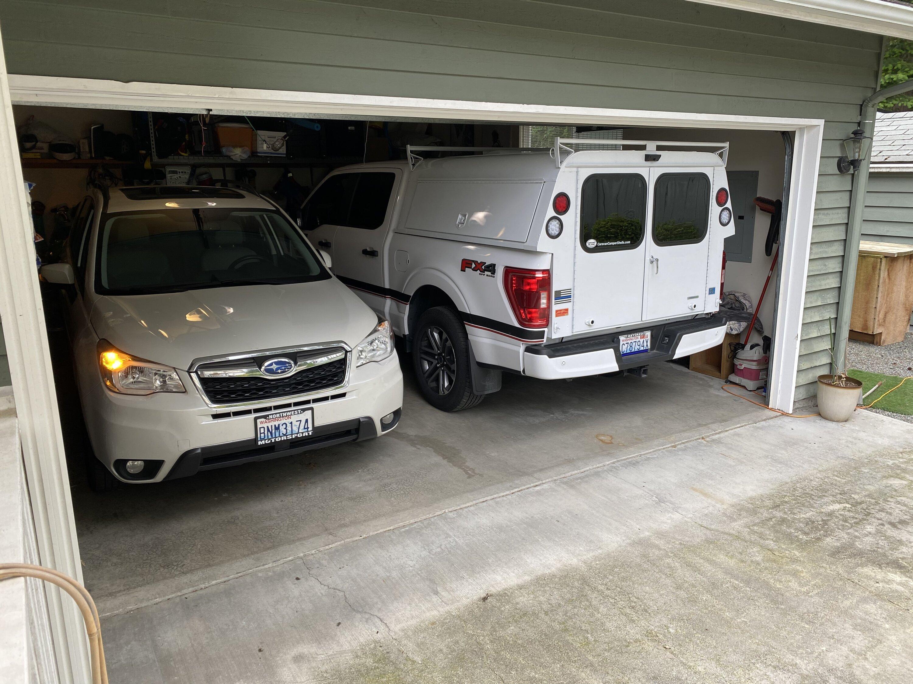 Ford F-150 Custom Caravan Camper Top on! 38CBAE28-8AA3-4E46-AB97-FCB391D7FD43