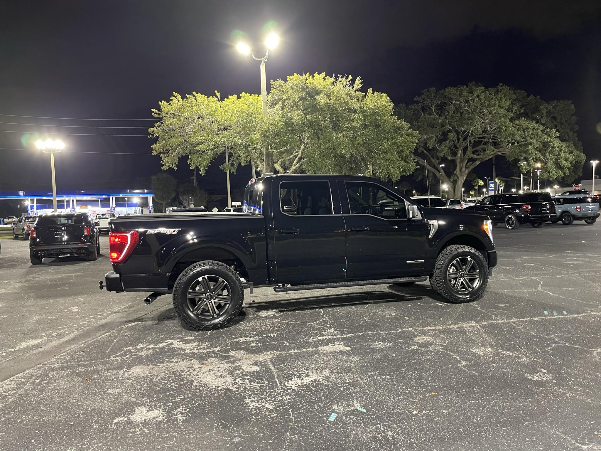 Ford F-150 35” KO2 tires on stock wheels + 2" inch level. No crash bar cutting needed 3D848A70-48E7-40D1-A2DC-CBDE472D89CC