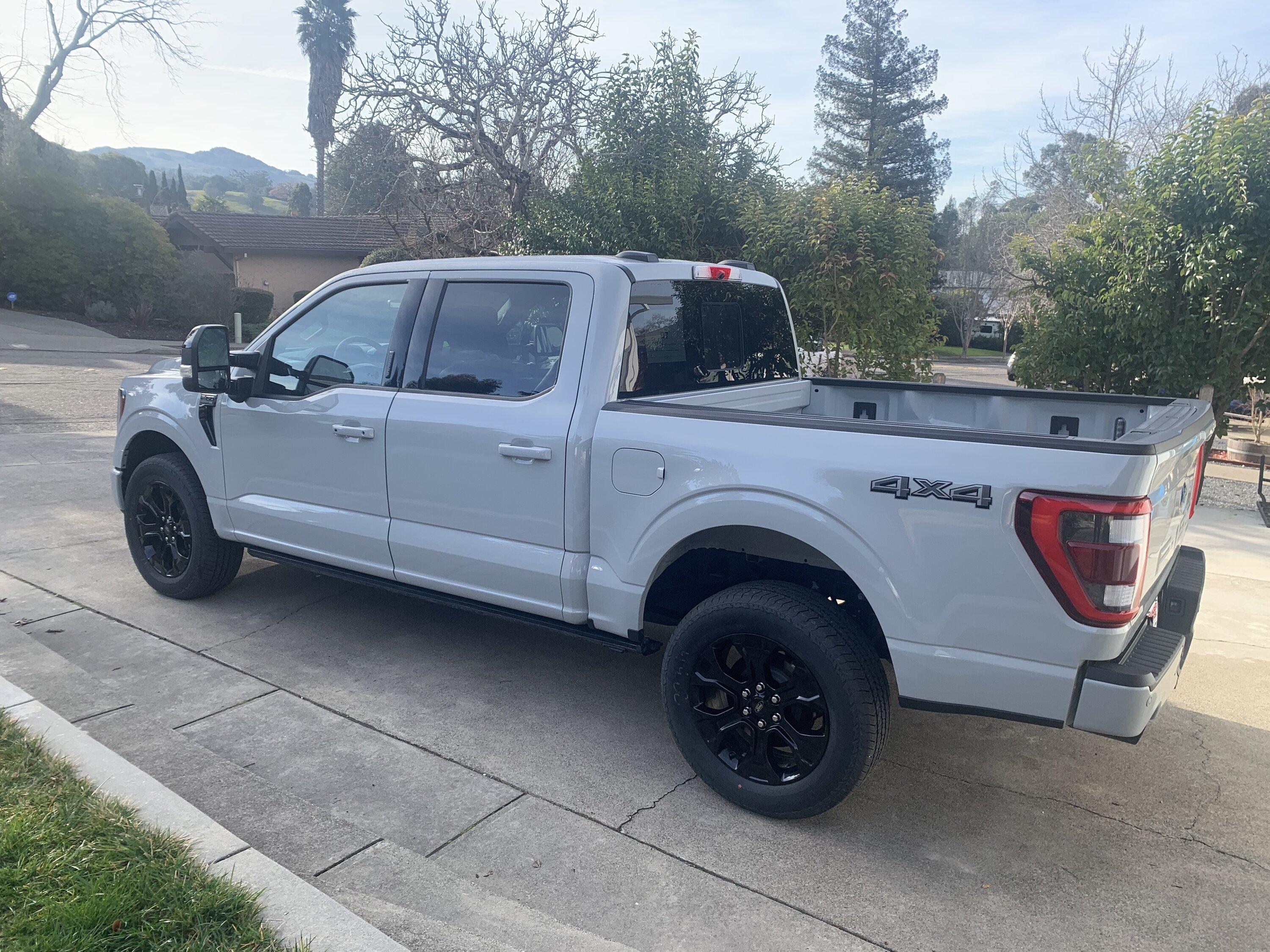 Ford F-150 AVALANCHE F-150 (2021+) Club 3fafa2fd-c380-4621-8831-c9e6544629bd-jpeg-