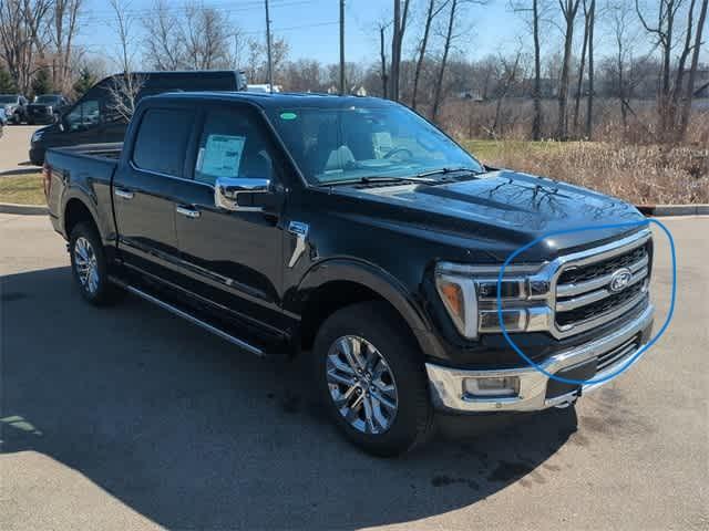 Ford F-150 2024 Lariat at Dealer (Agate Black) 46042cfc7de60b546c841e276eca88eex