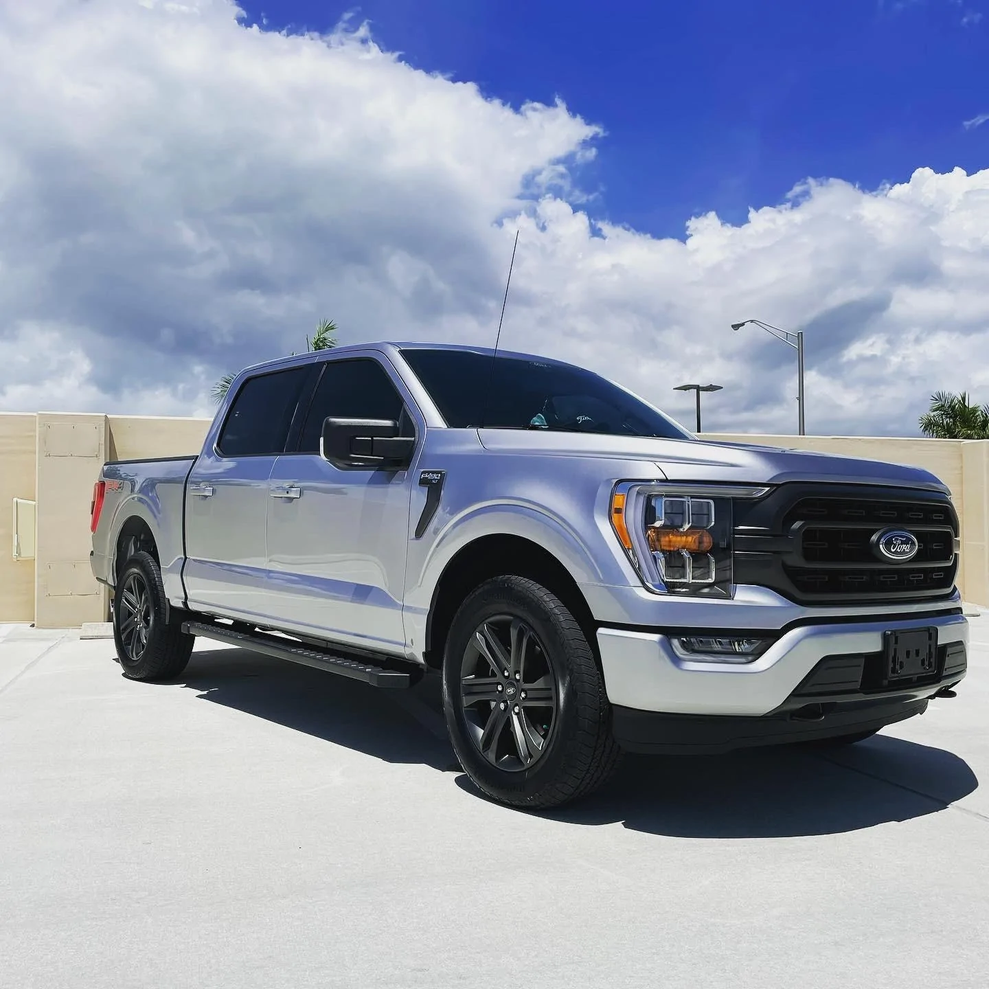 Ford F-150 ICONIC SILVER F-150 (2021+) Club 47ADF2E1-013F-486E-8176-CA8382E4EAF3