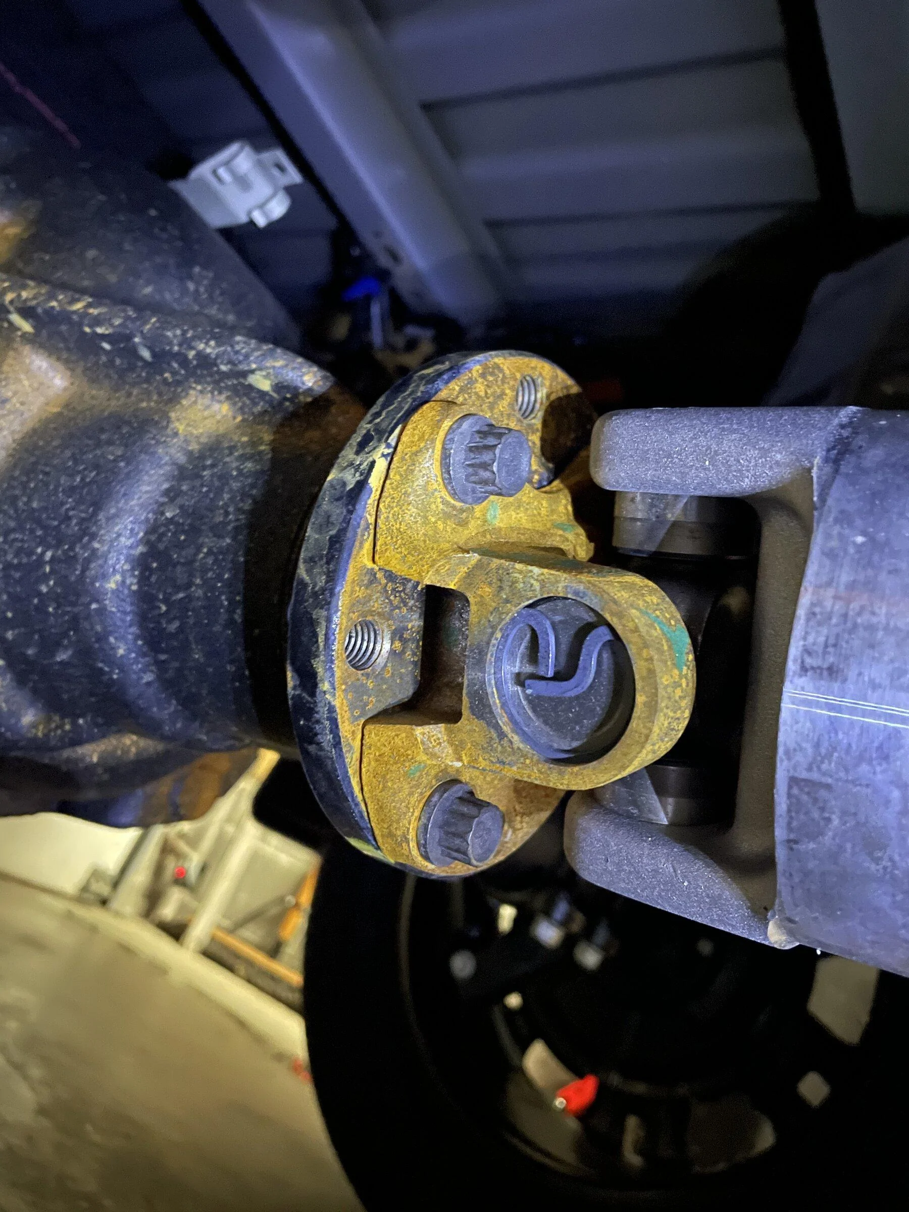 Ford F-150 Rust on new transfer case? Normal? 4B6F7A94-DF41-460F-A84E-2E19E4C200E5