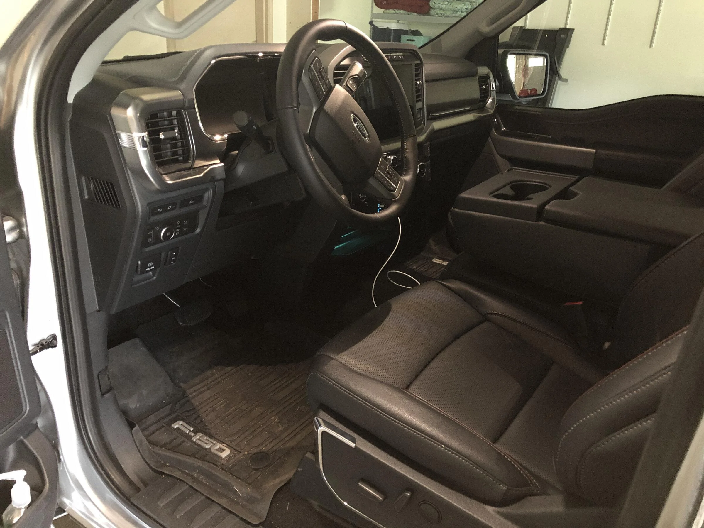 Ford F-150 ? F-150 LARIAT Lounge ? 4E293007-3DE0-48A4-887A-1CBCE4495CA1