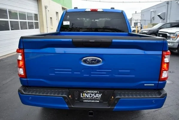 Ford F-150 VELOCITY BLUE F-150 (2021+) Club 5