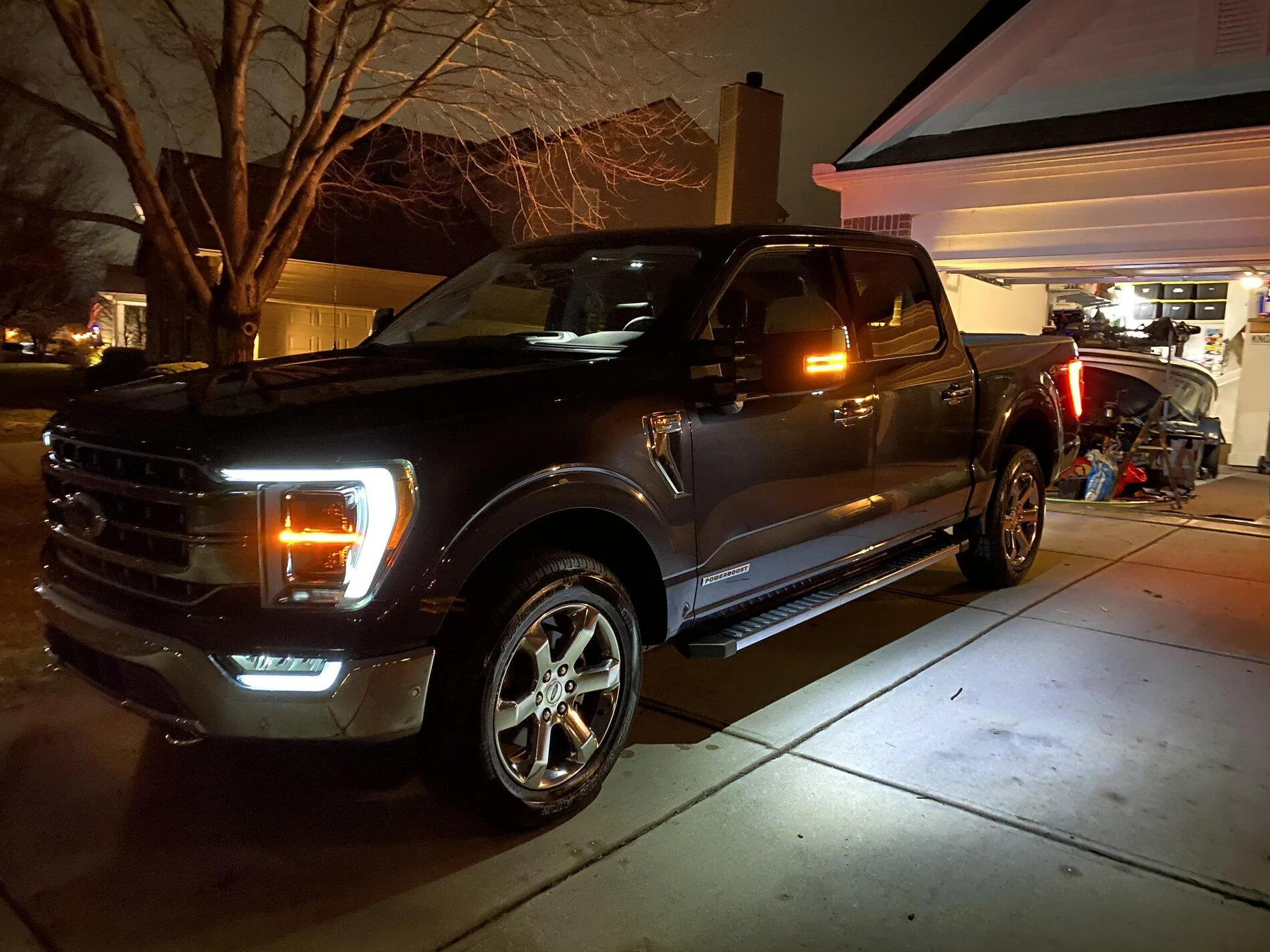 Ford F-150 ? F-150 LARIAT Lounge ? 510BF242-E989-4D7B-95A2-DD2E882255F5