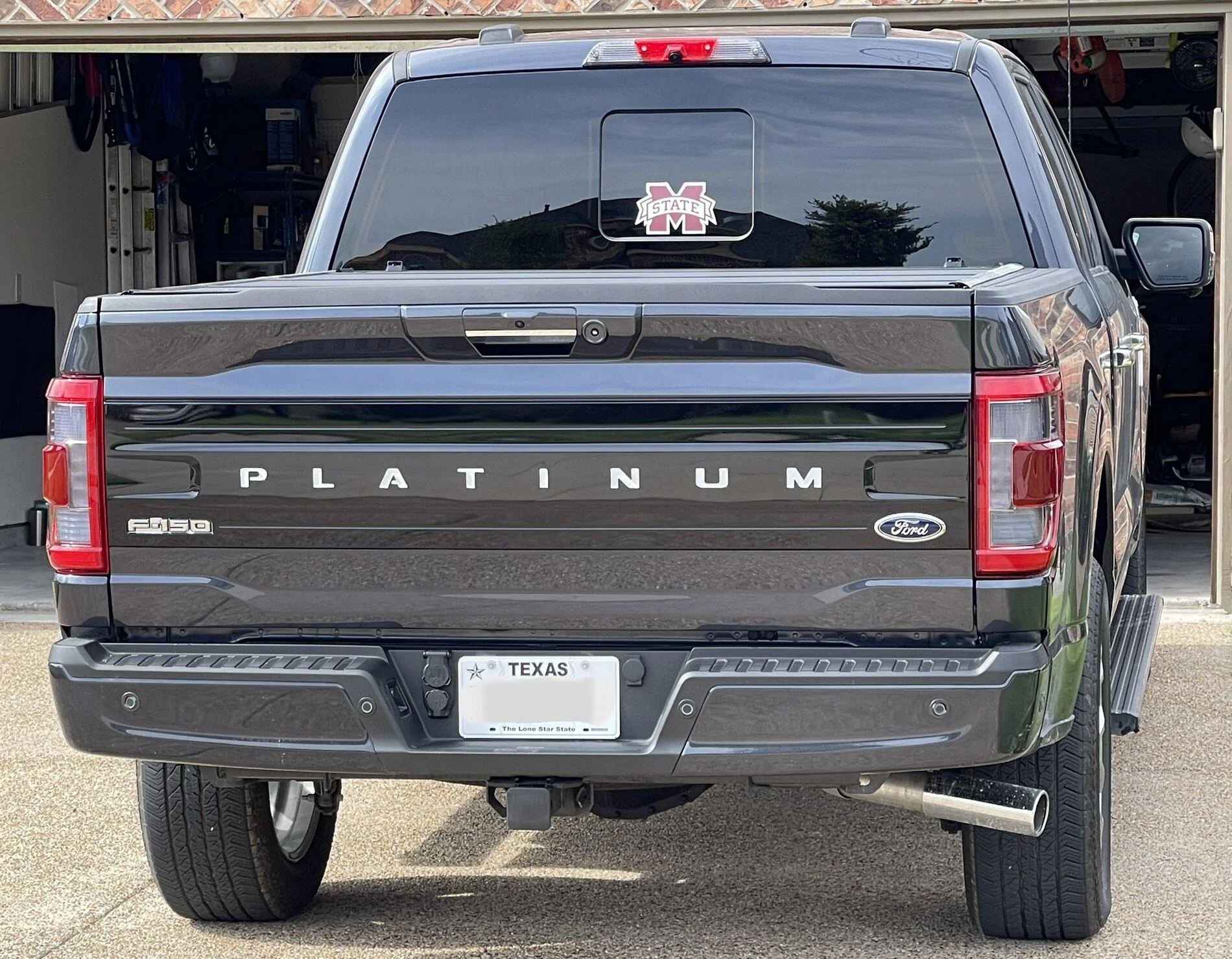 Ford F-150 Platinum Tailgate Plate Wrap 54BF6929-D126-4067-B59E-E90972DDA336
