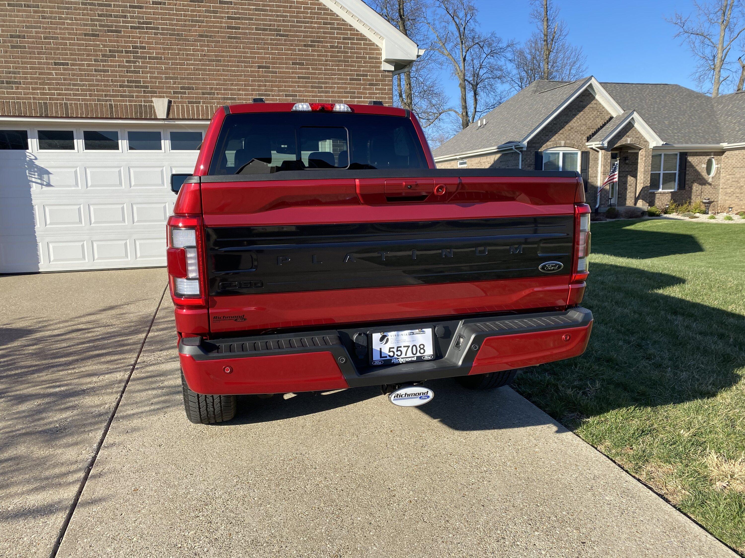 Ford F-150 RAPID RED F-150 (2021+) Club 55030650-E85A-4F88-9160-439203726553