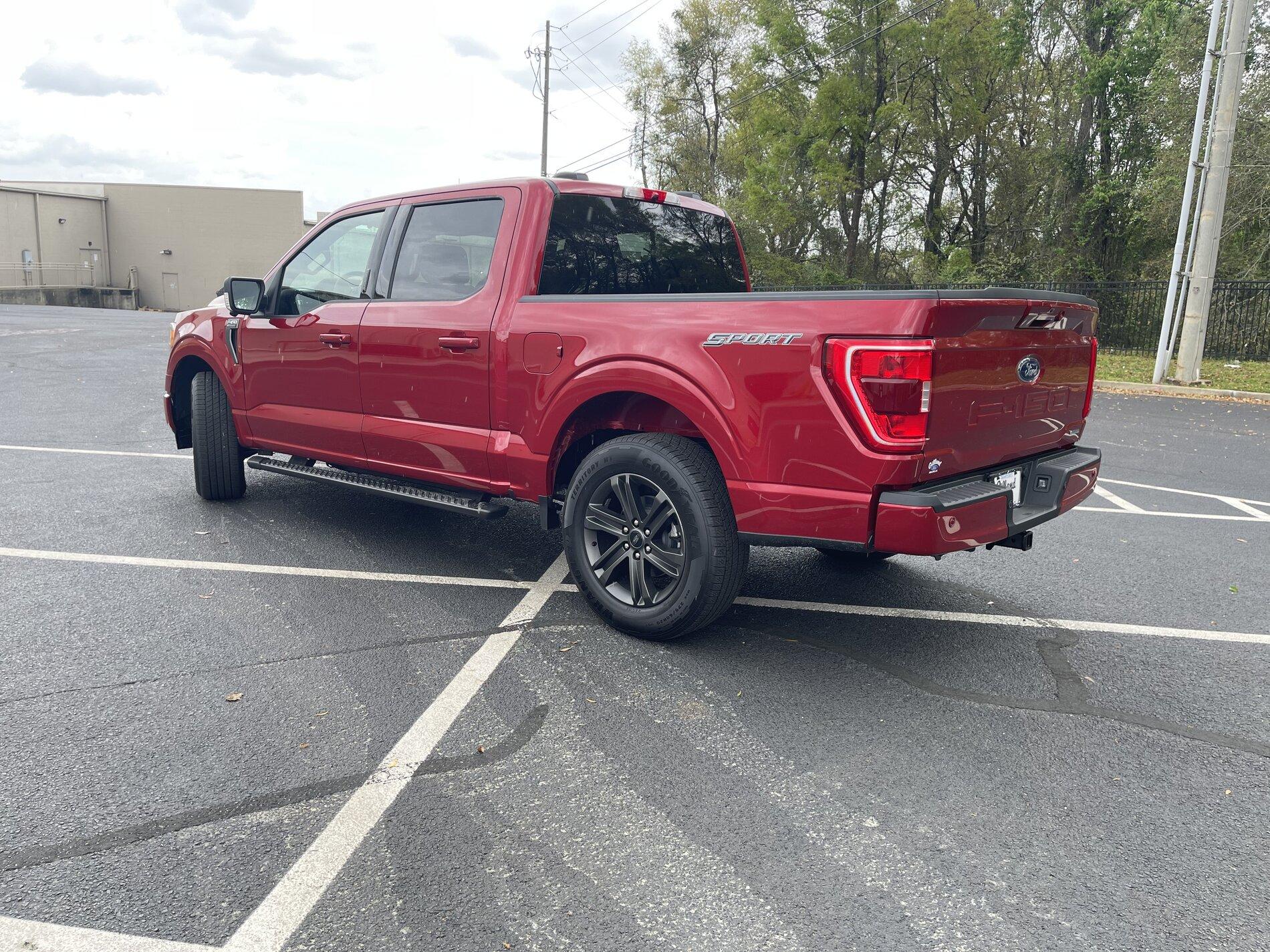 Ford F-150 RAPID RED F-150 (2021+) Club 55D52DF3-2D3F-4888-8309-8C7559295E39
