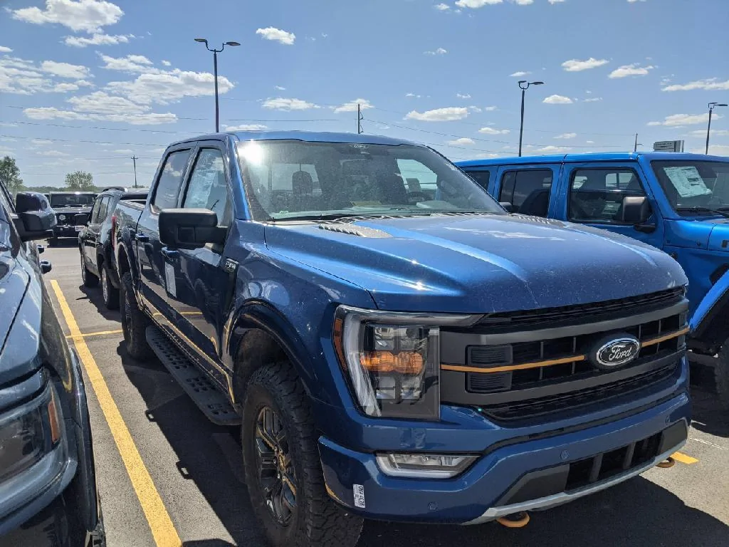 Ford F-150 3/28 Build Week Group 59025D6A-E2A9-4C4B-B5FD-3477873F013A