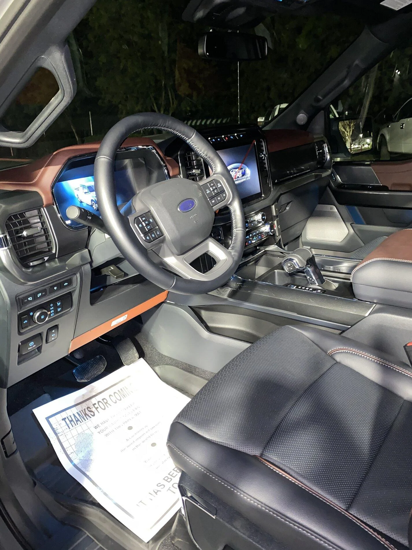 Ford F-150 ? F-150 LARIAT Lounge ? 59AAE84D-C408-4325-81DF-AEE6CD308889