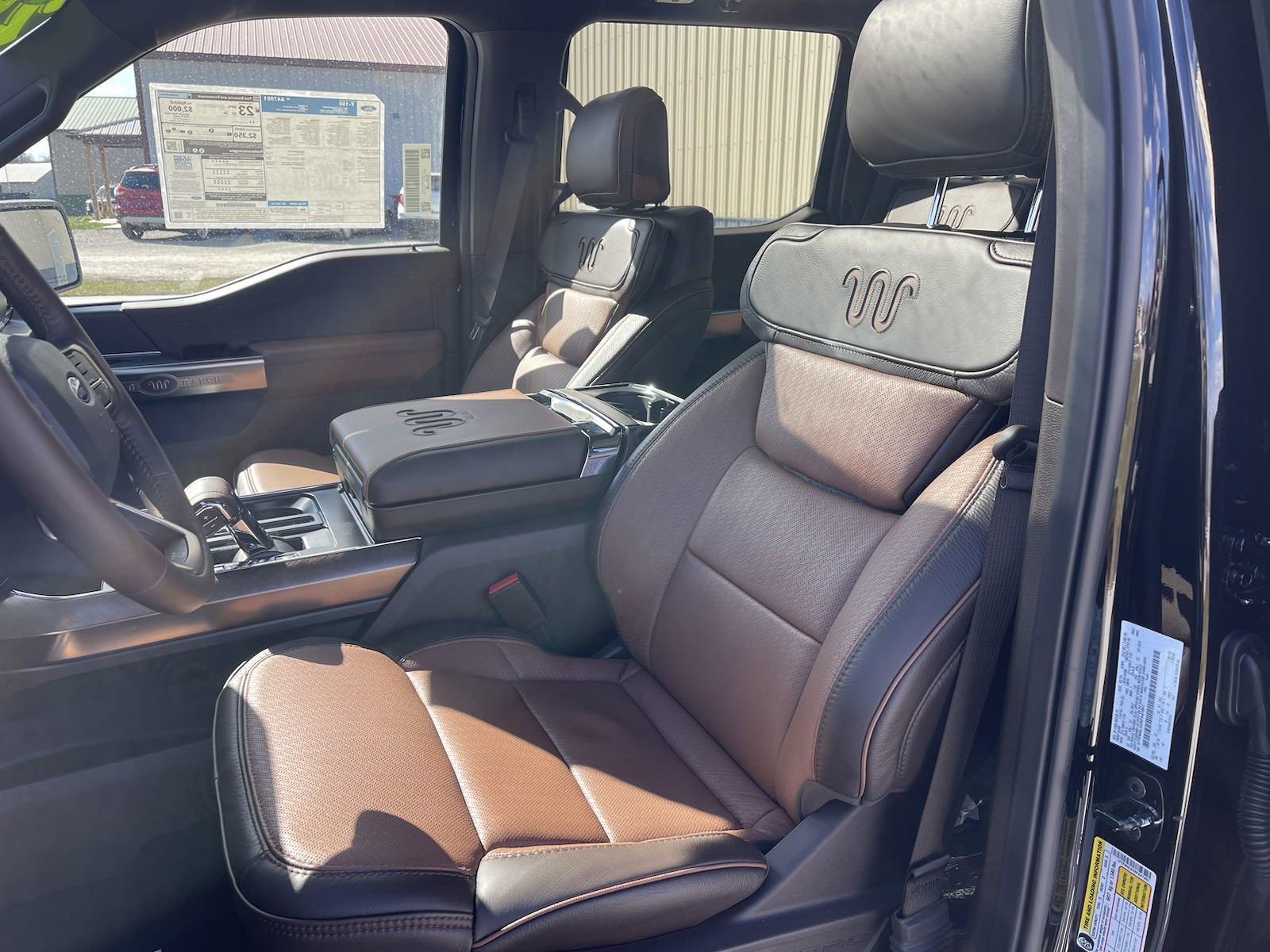 Ford F-150 Agate Black KR 618503efabf242b2aee77c0c8a2a87ab