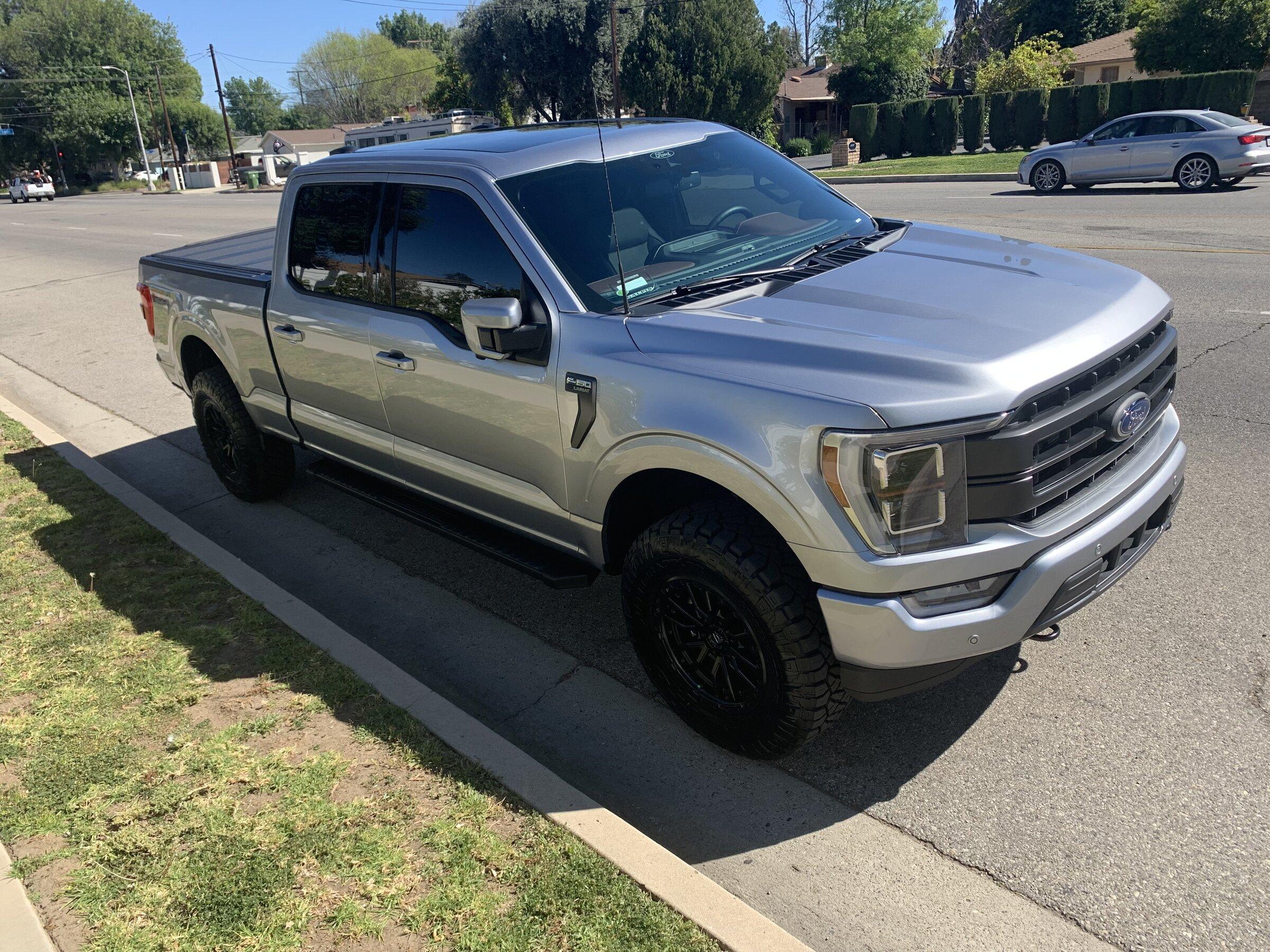 Ford F-150 ICONIC SILVER F-150 (2021+) Club 62D4F1E5-58ED-46C5-A2FC-A57903BBC182