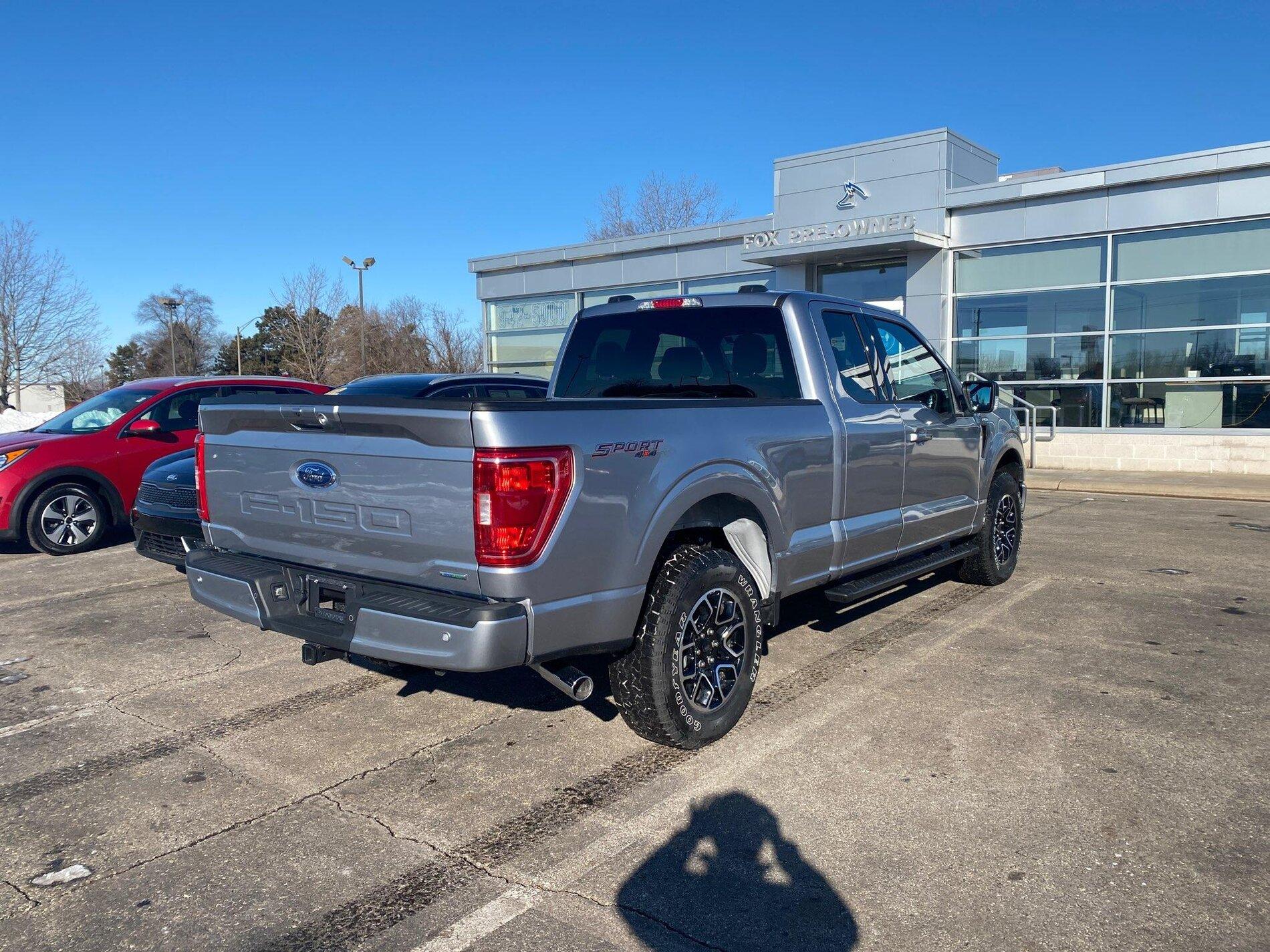 Ford F-150 ICONIC SILVER F-150 (2021+) Club 6339737301
