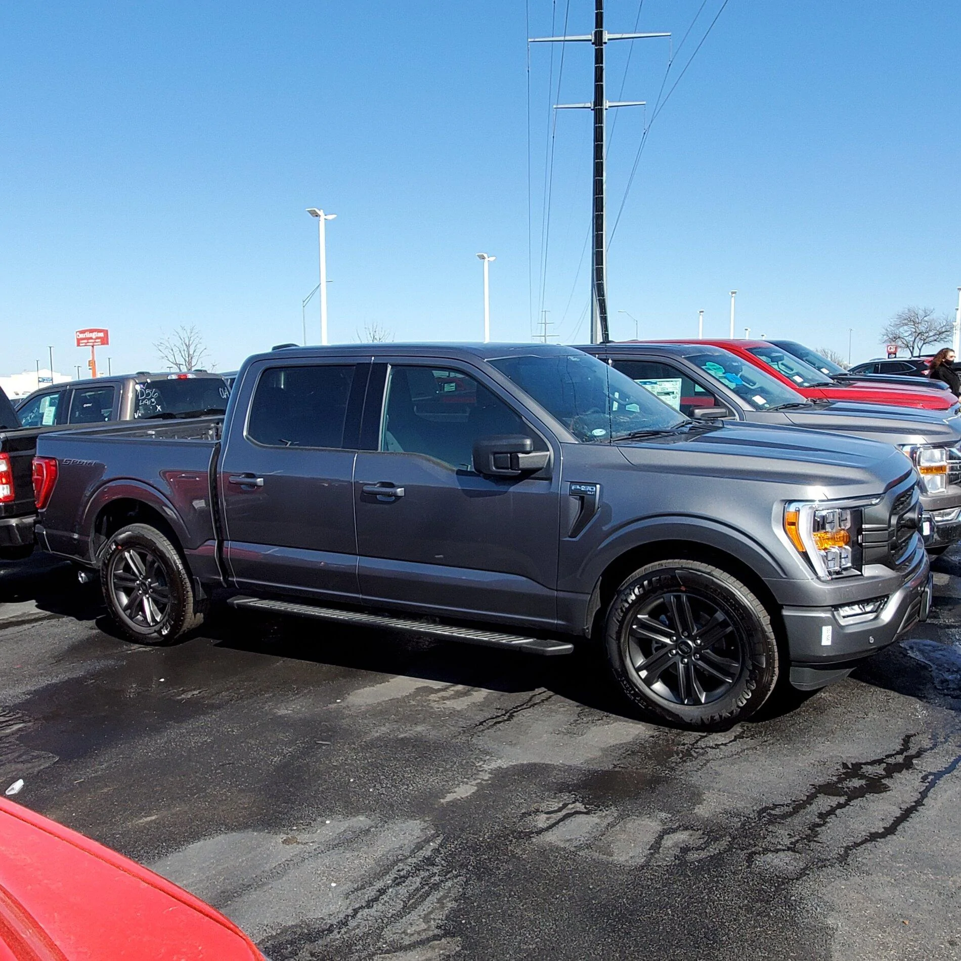 Ford F-150 CARBONIZED GRAY F-150 (2021+) Club 64B14E2C-F1BB-4F37-8C7E-216F42694E54