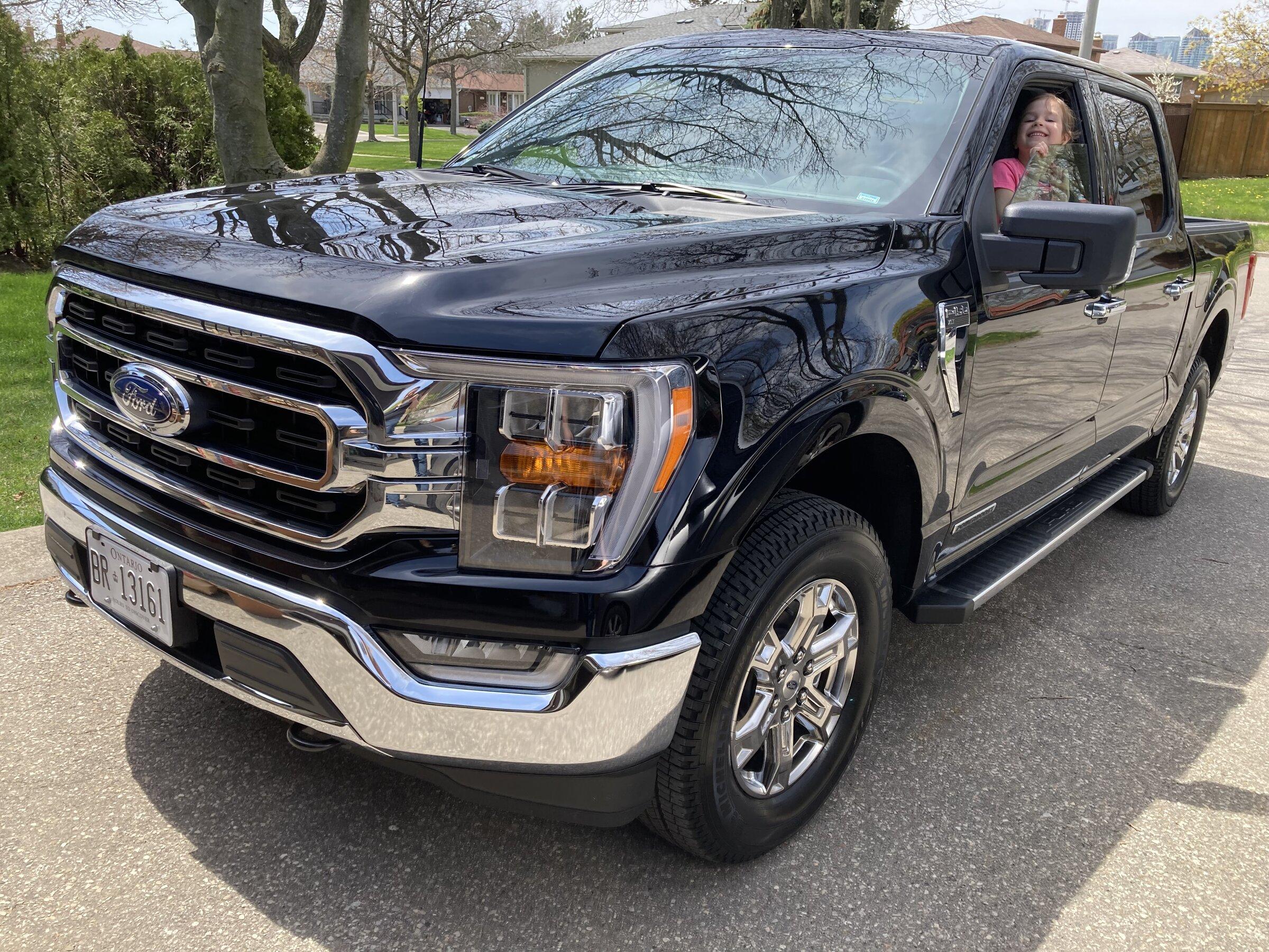 Ford F-150 4/4/22 Build Week Group 66CF1FEB-1A03-45B6-9894-1380E712B2AD