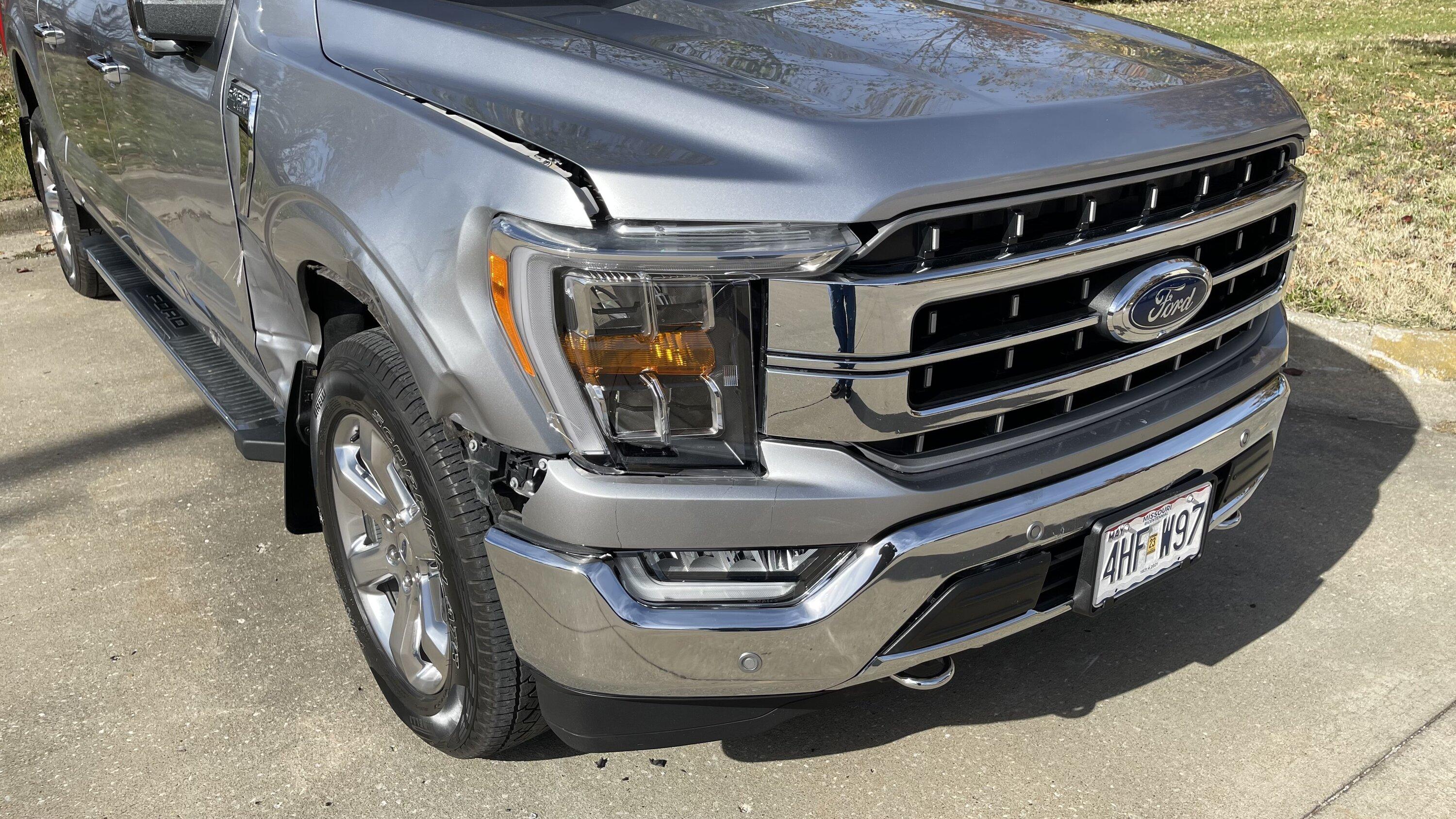 Ford F-150 Close Calls with the F150 6813367E-89E3-44FF-9ABE-4B86594EA667