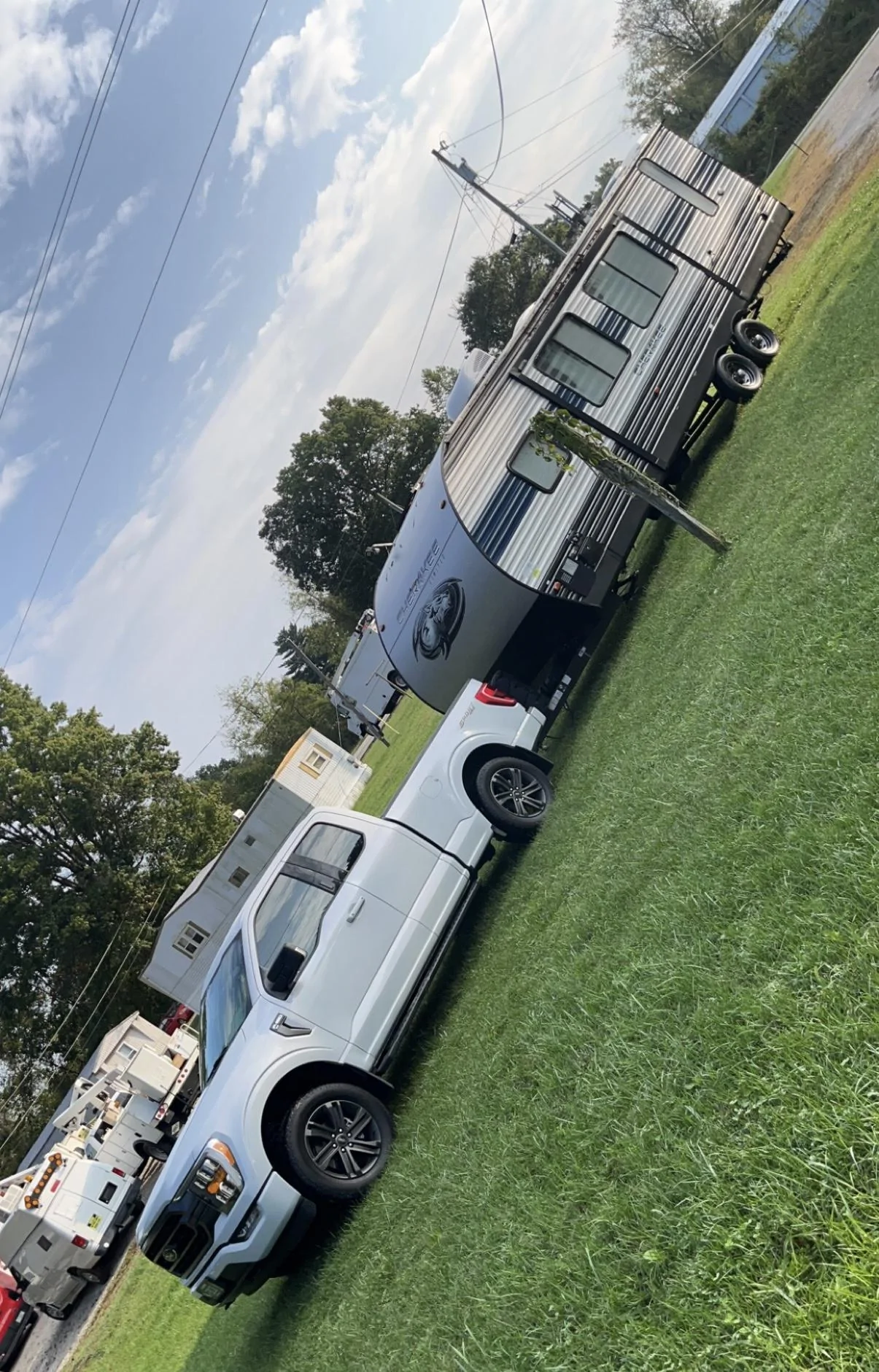 Ford F-150 SPACE WHITE F-150 (2021+) Club 6956AF8F-8FAC-4433-890E-62C4A15D7096