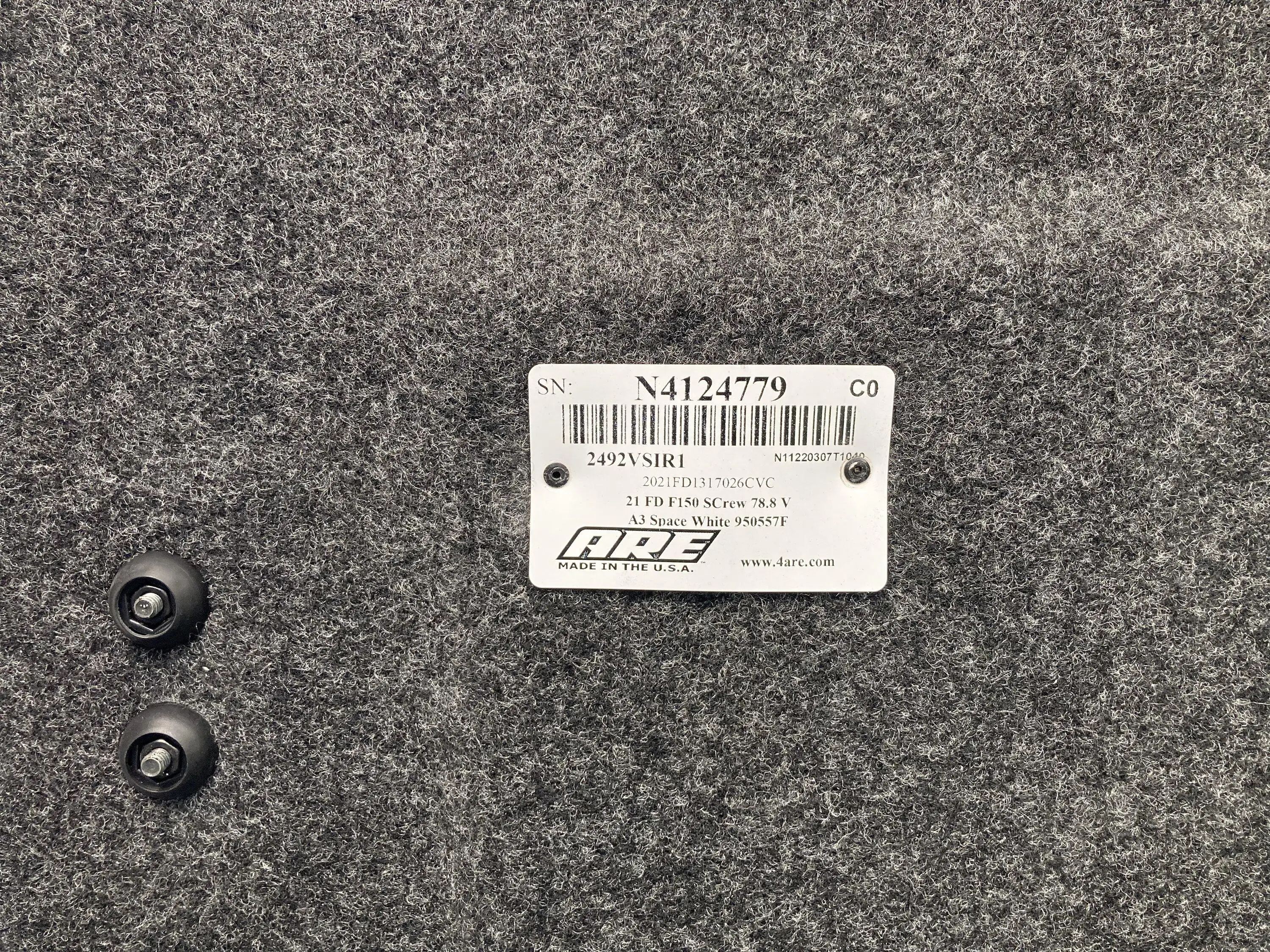 Ford F-150 ARE shell 6.5 bed space white 6D43D02F-96A3-4DF1-B7D4-2866B778AE94