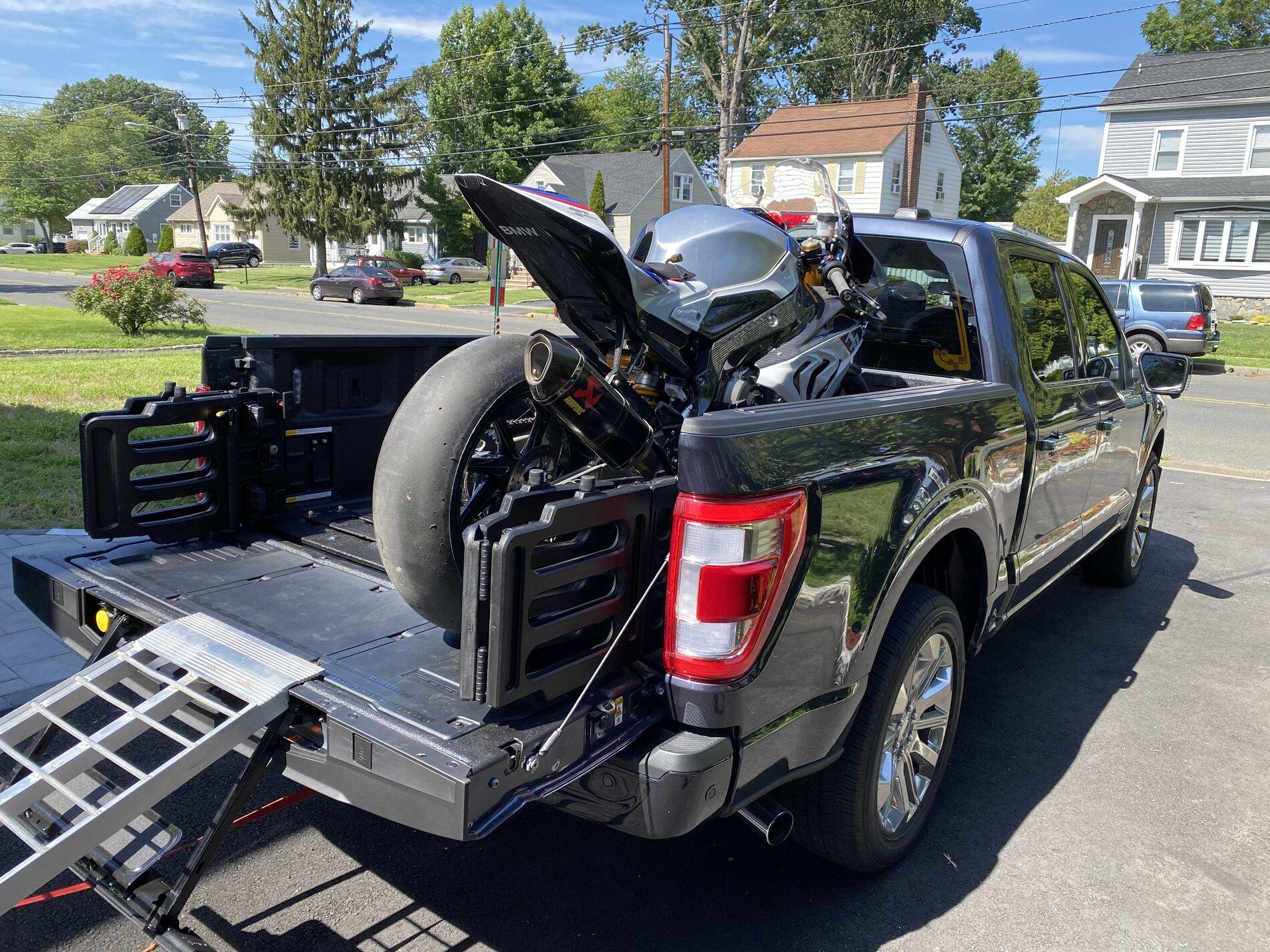 Ford F-150 What did you do TO your F-150 today? 🙋🏻‍♂️ 71430212-3EE9-41A5-9670-1E8F7D18B2A3