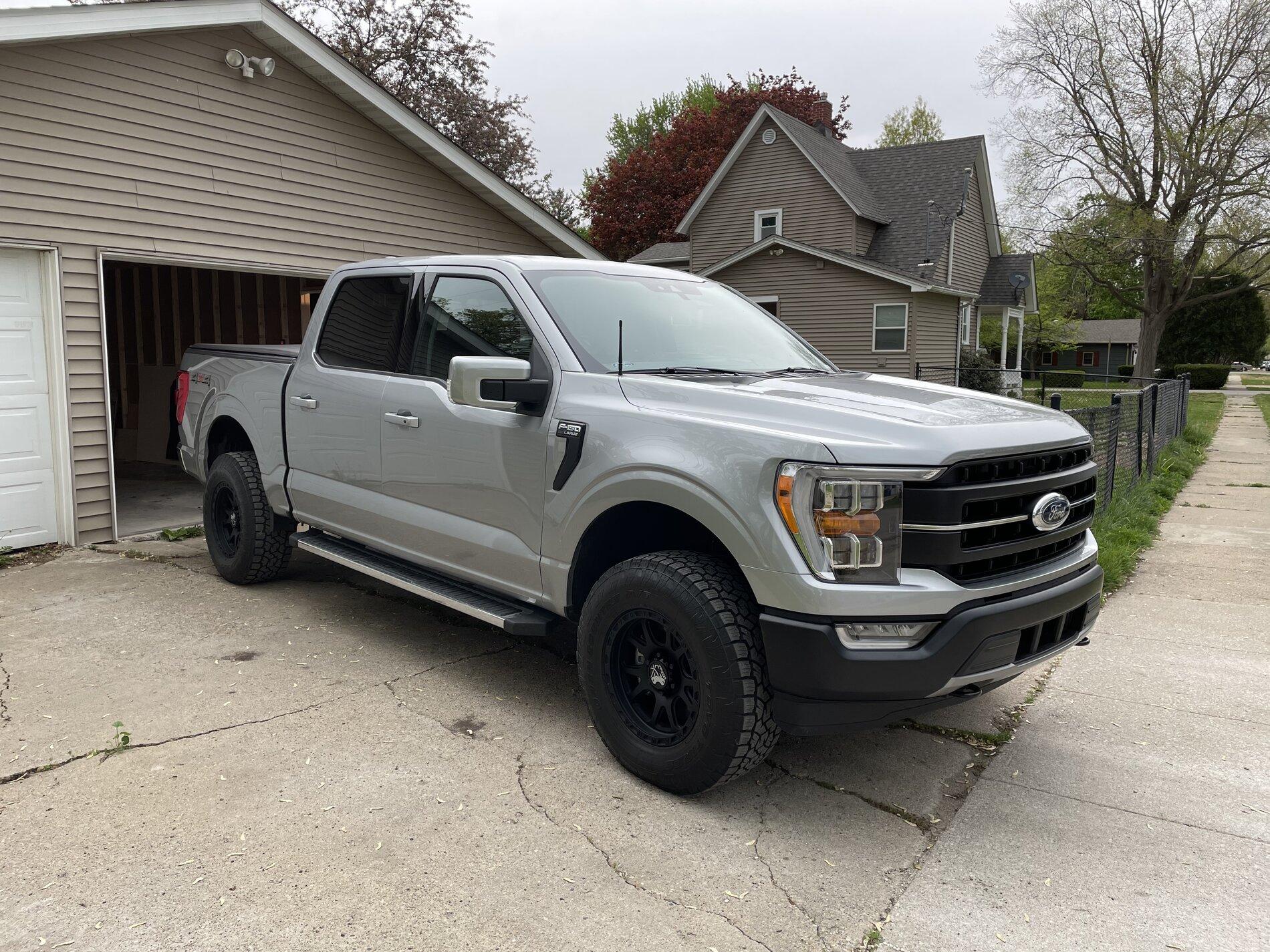 Ford F-150 Chrome Delete (Well Almost..) 730967F2-9F54-42A8-8AF6-E0E82C9FEF73