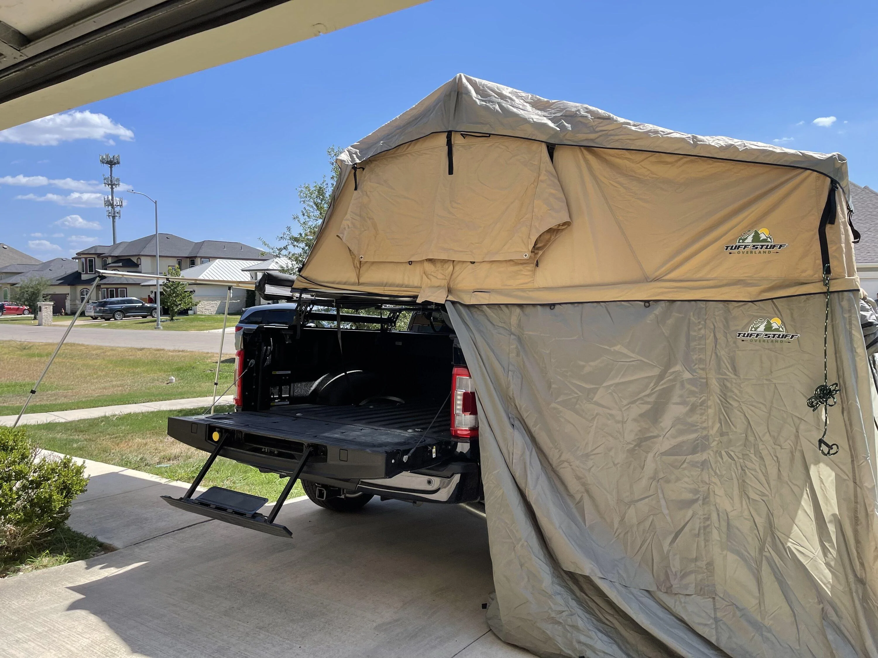 Ford F-150 Bed Rack above Tonneau 73A58121-ECC4-48A8-A138-E7E34FC878A5