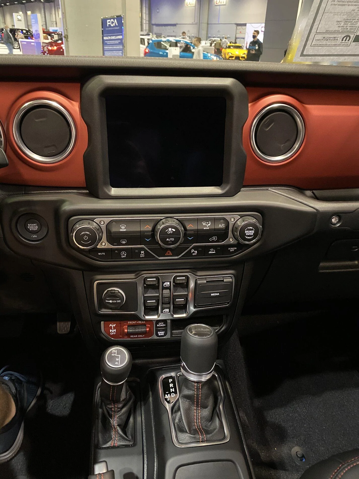 Ford F-150 Hands On Opinion -- Half Ton Truck Interiors Compared: 2021 F-150 vs Tundra, Silverado, Sierra, Gladiator, Ram 1500 ? 75F03143-B7B7-445F-9D5C-00B1BC77192F