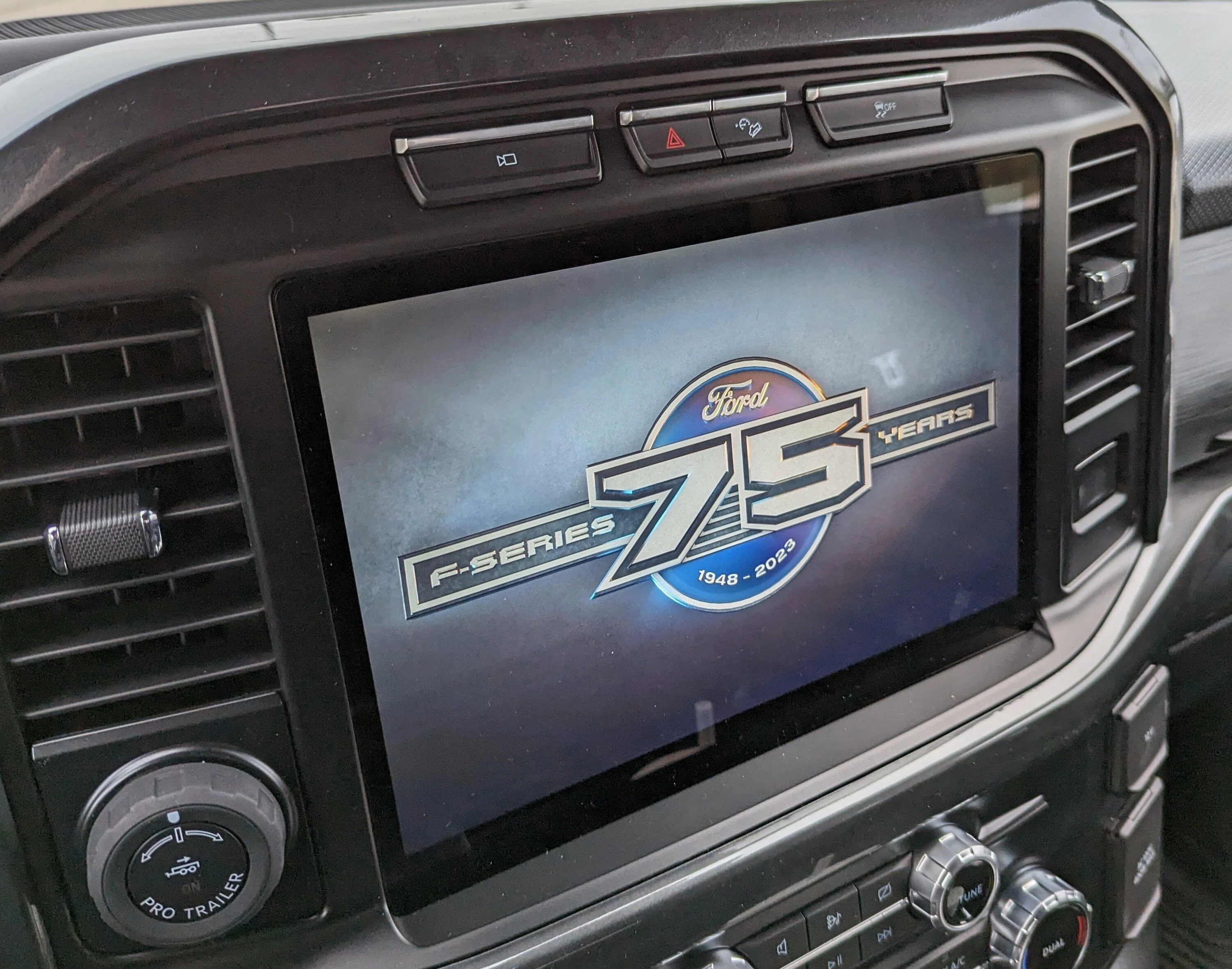 Ford F-150 The most generic 14th generation F-150... plus anniversary decals! 75th Splash Screen