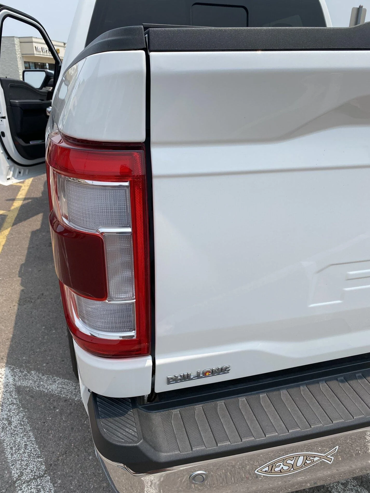 Ford F-150 Tailgate Gap 7CDF5D45-6804-4590-A0E5-9DB9B74617B5