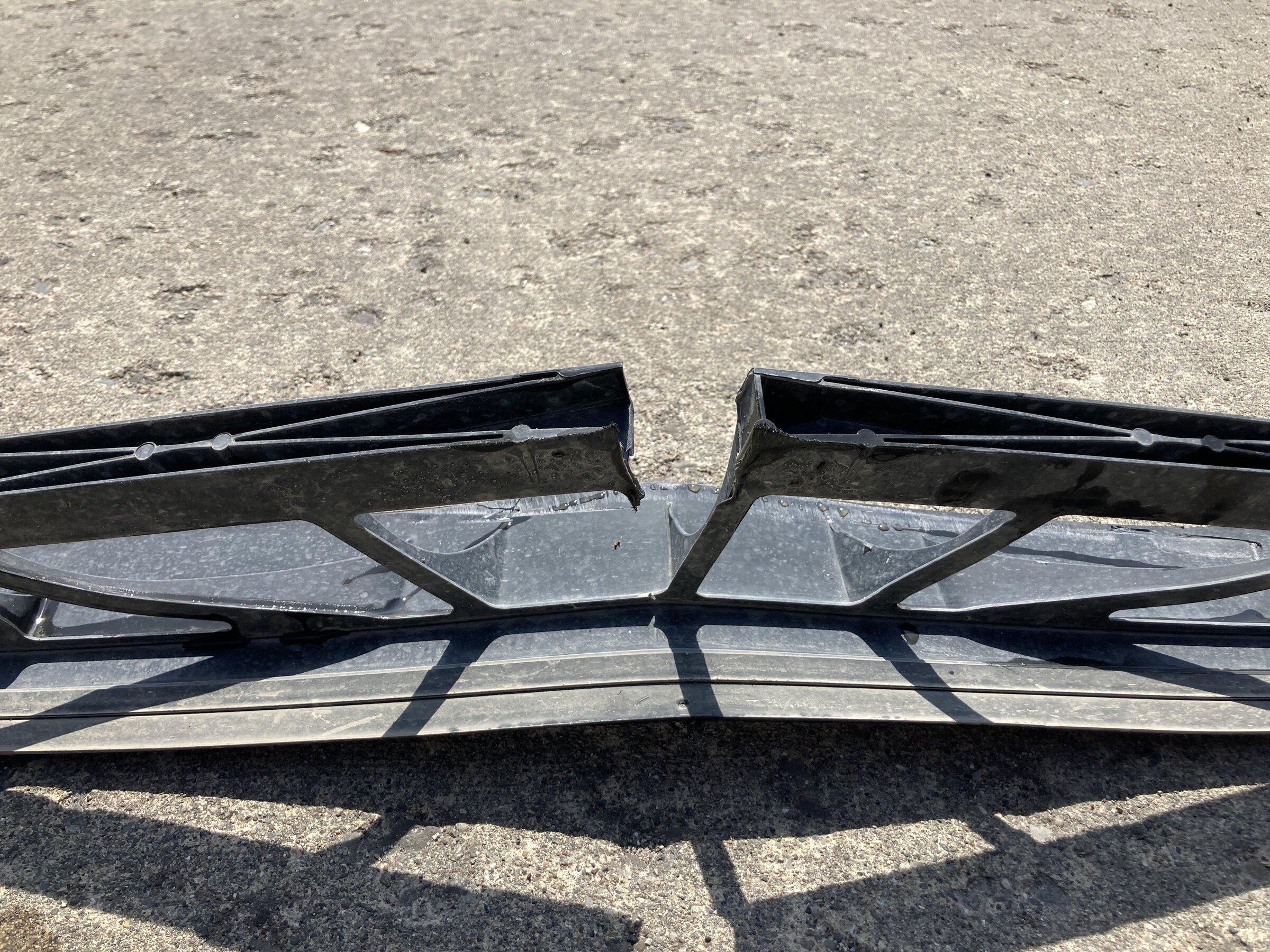 Ford F-150 Active Air Dam in action - deploying at 45 mph 806E7490-D71E-4AE5-9330-651E4AB2CCA8