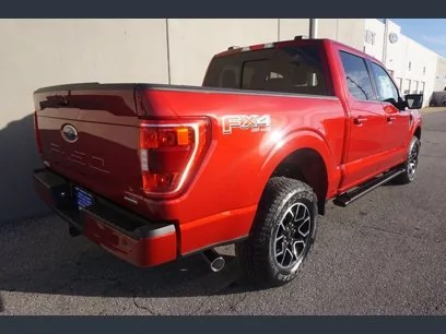 Ford F-150 RAPID RED F-150 (2021+) Club 866961D4-DBD9-48B9-AF9B-169ABFCCDE2A
