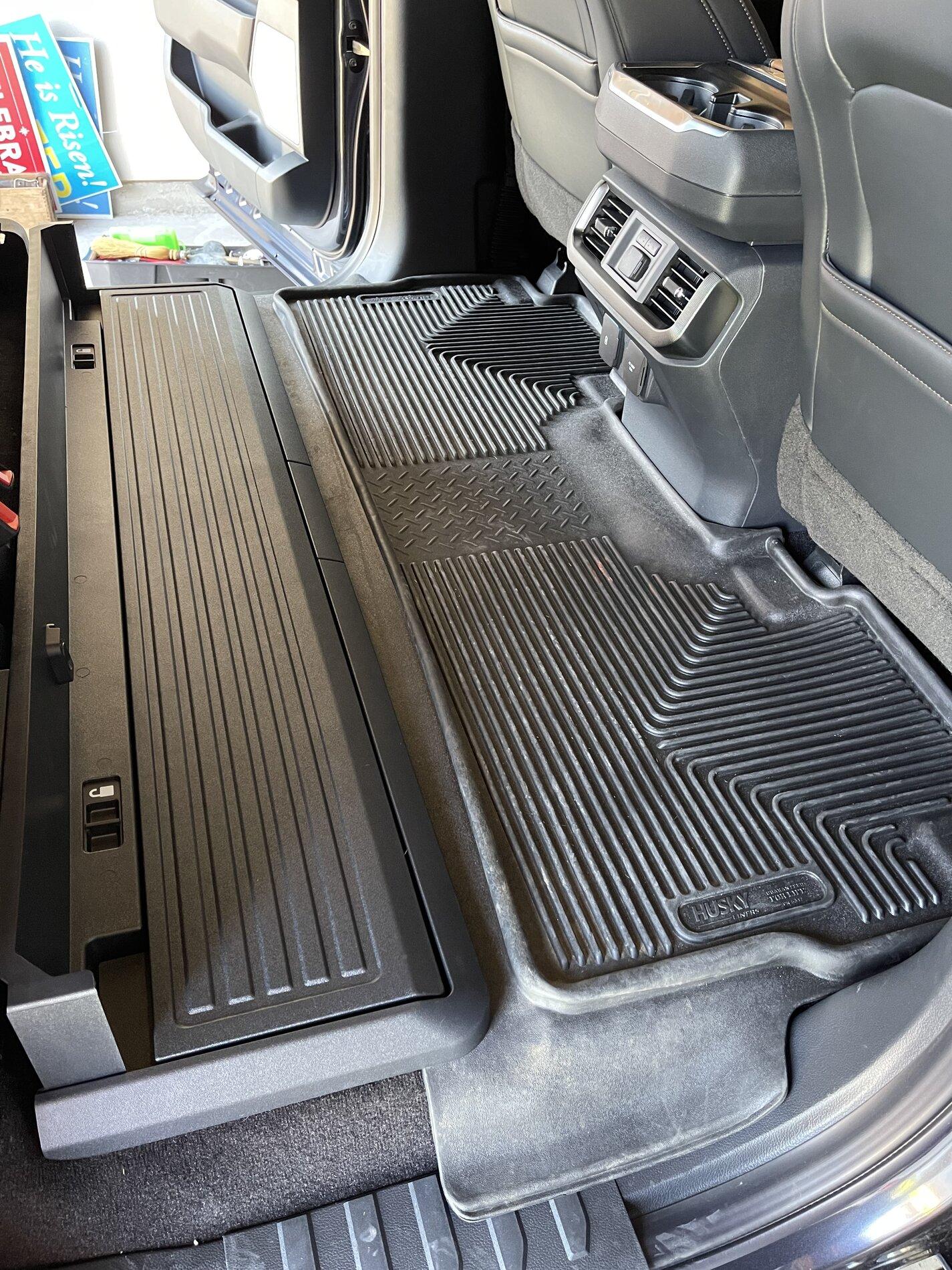 Ford F-150 Fold flat storage delete 8836C12C-F5CA-405B-BC14-6BC6FB059FA0