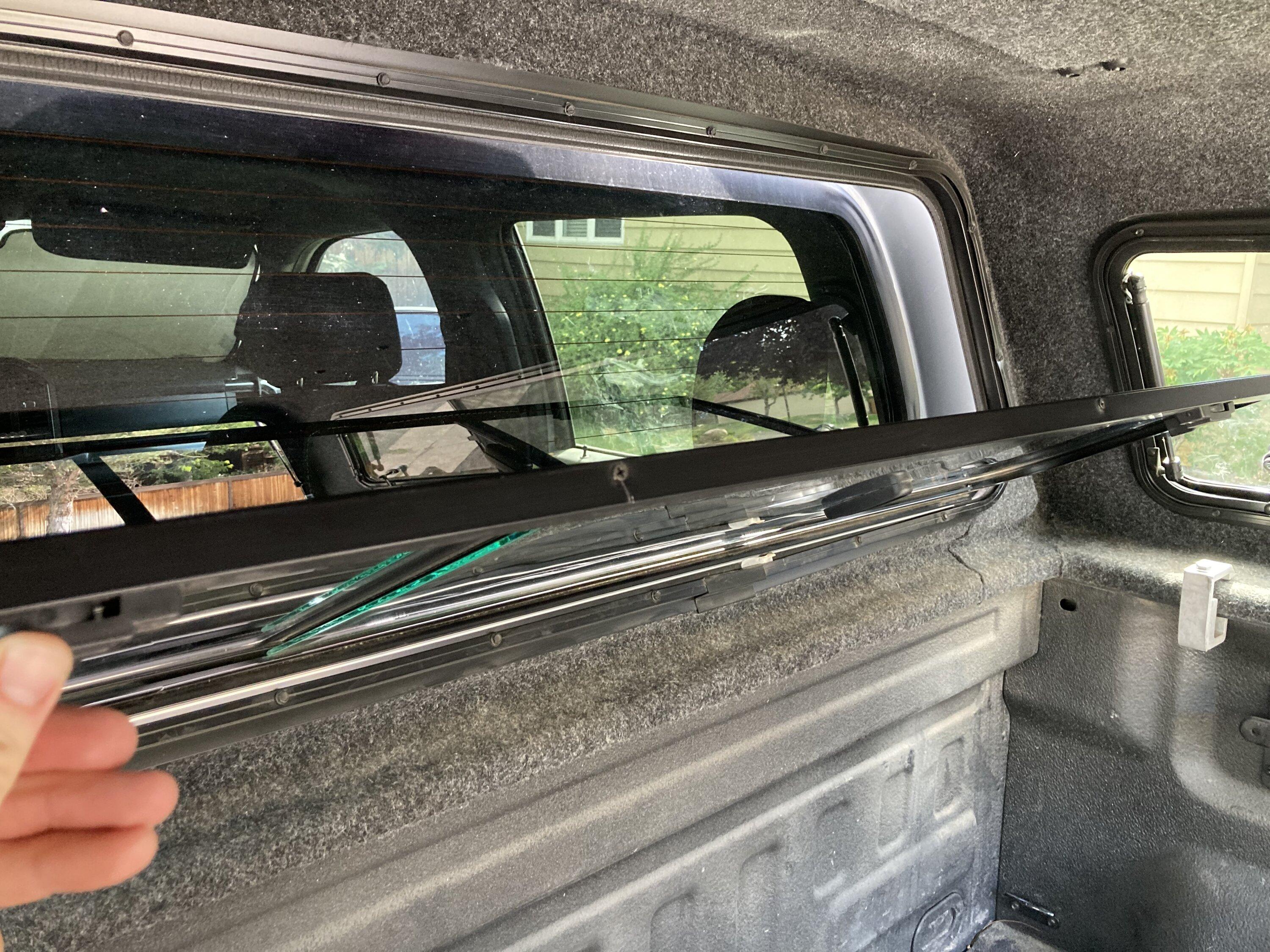 Ford F-150 ARE shell 6.5 bed space white 8BA5D15D-63E0-406A-954F-34FBD24885AE