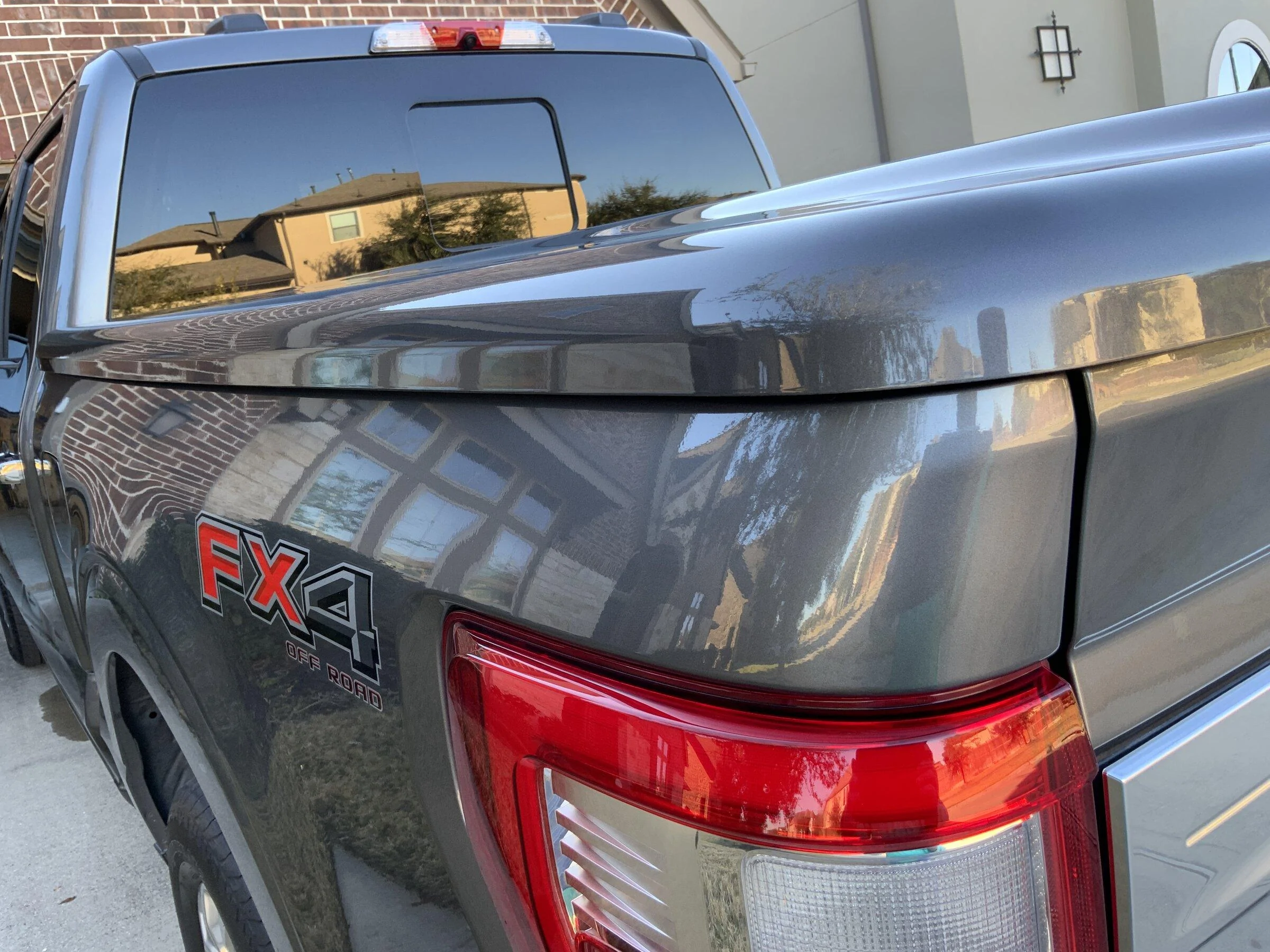 Ford F-150 Installed Undercover Elite hard tonneau cover. 8C14347B-A30A-414E-8D2C-8CB3272AAF55