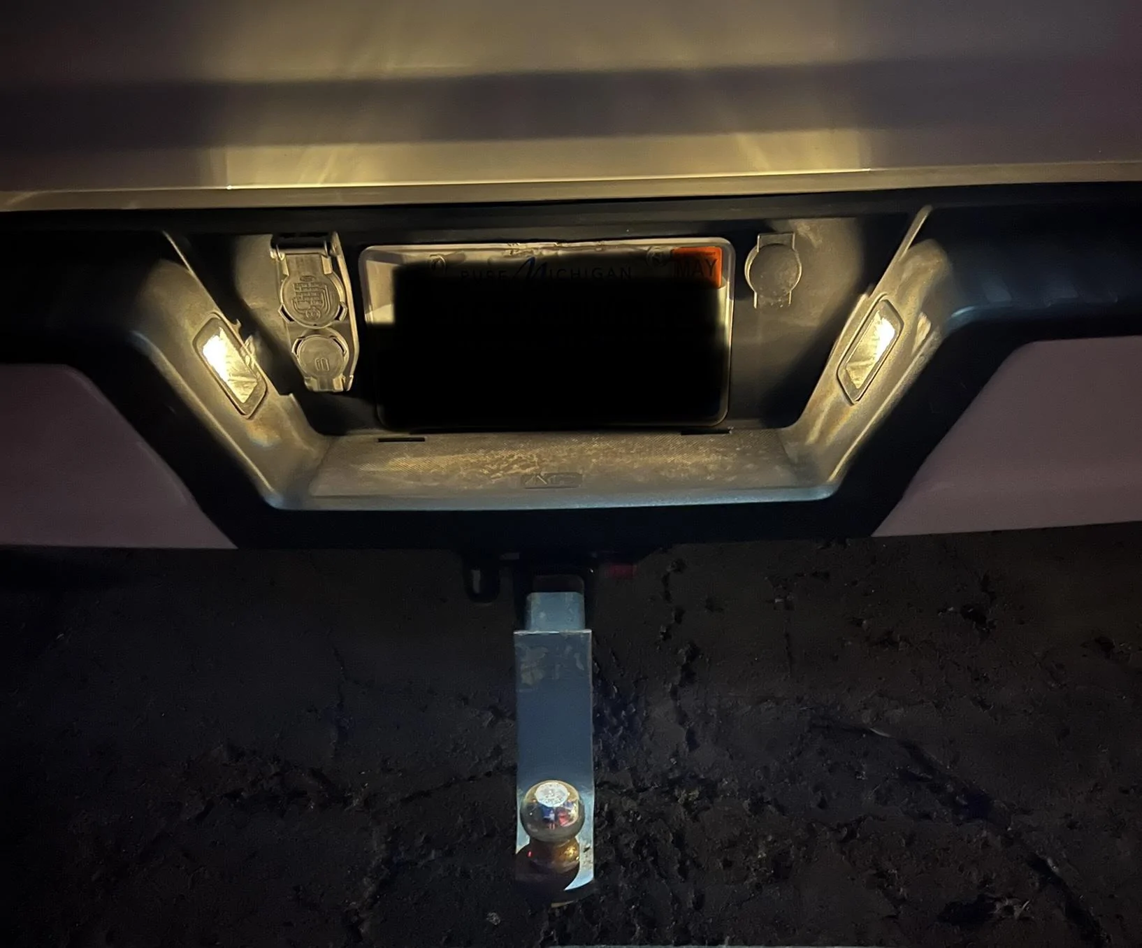 Ford F-150 2022 License Plate LED's 8CB1BEAA-ED12-47E8-B6F4-15DA1A6D9029