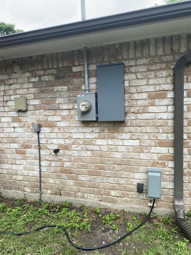 Ford F-150 Installed Transfer Switch in House 9-Df-Wn-D5-E