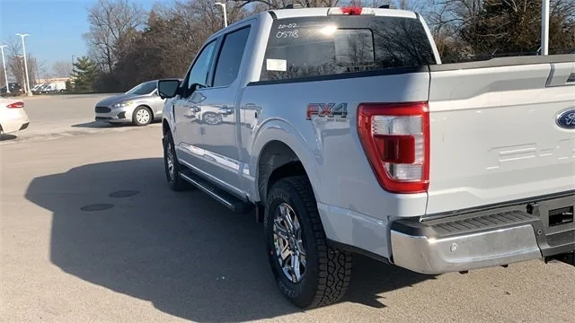 Ford F-150 SPACE WHITE F-150 (2021+) Club 9