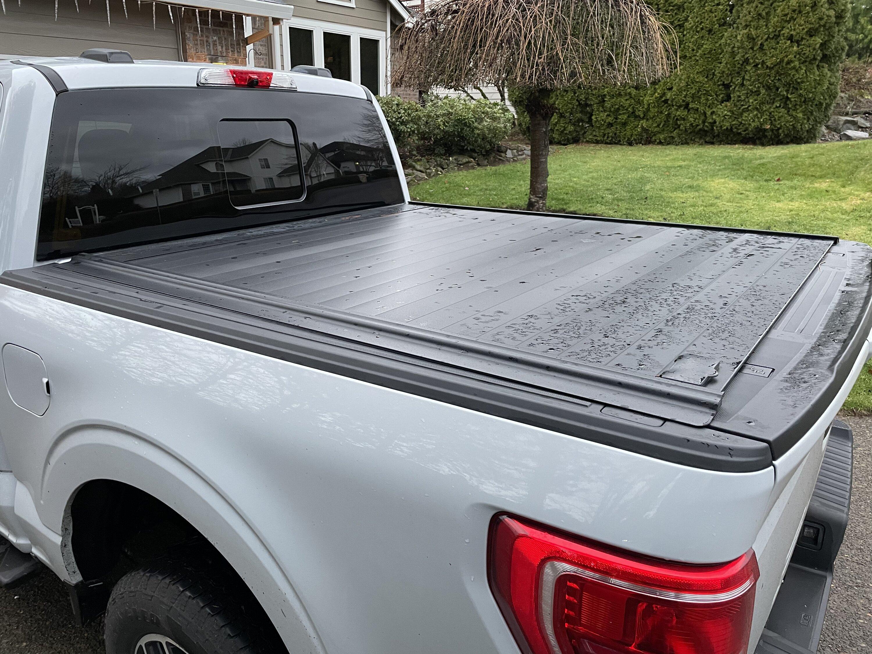 Ford F-150 Retrax Pro MX tonneau cover 9106A63B-A3C8-4793-9F0D-131C2B320072